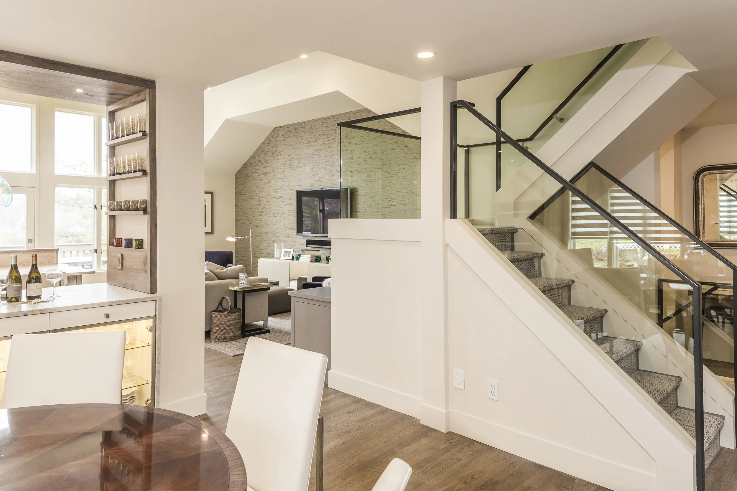 view toward stair.JPG