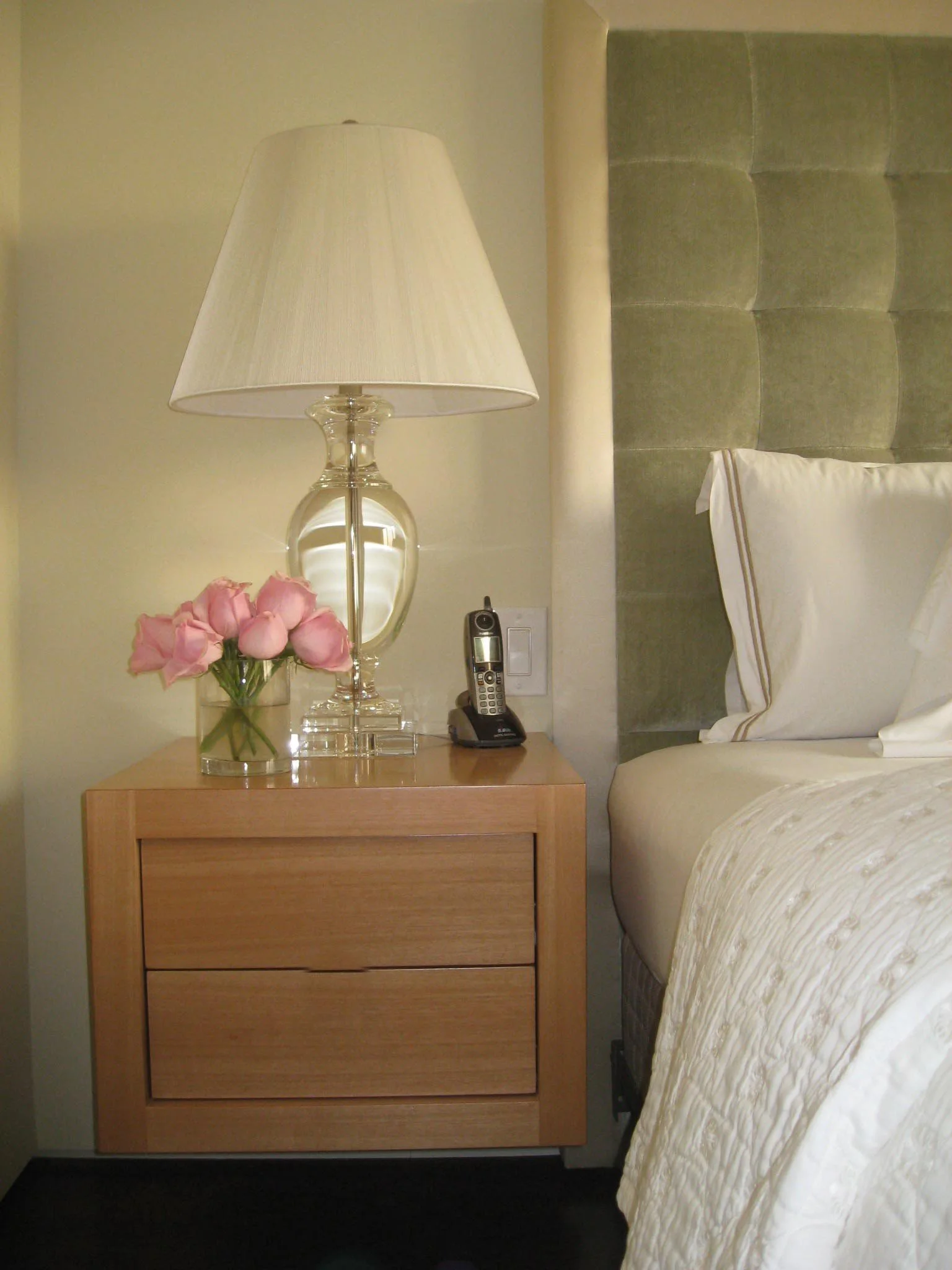 IMG_MBr end table5090.1.jpg