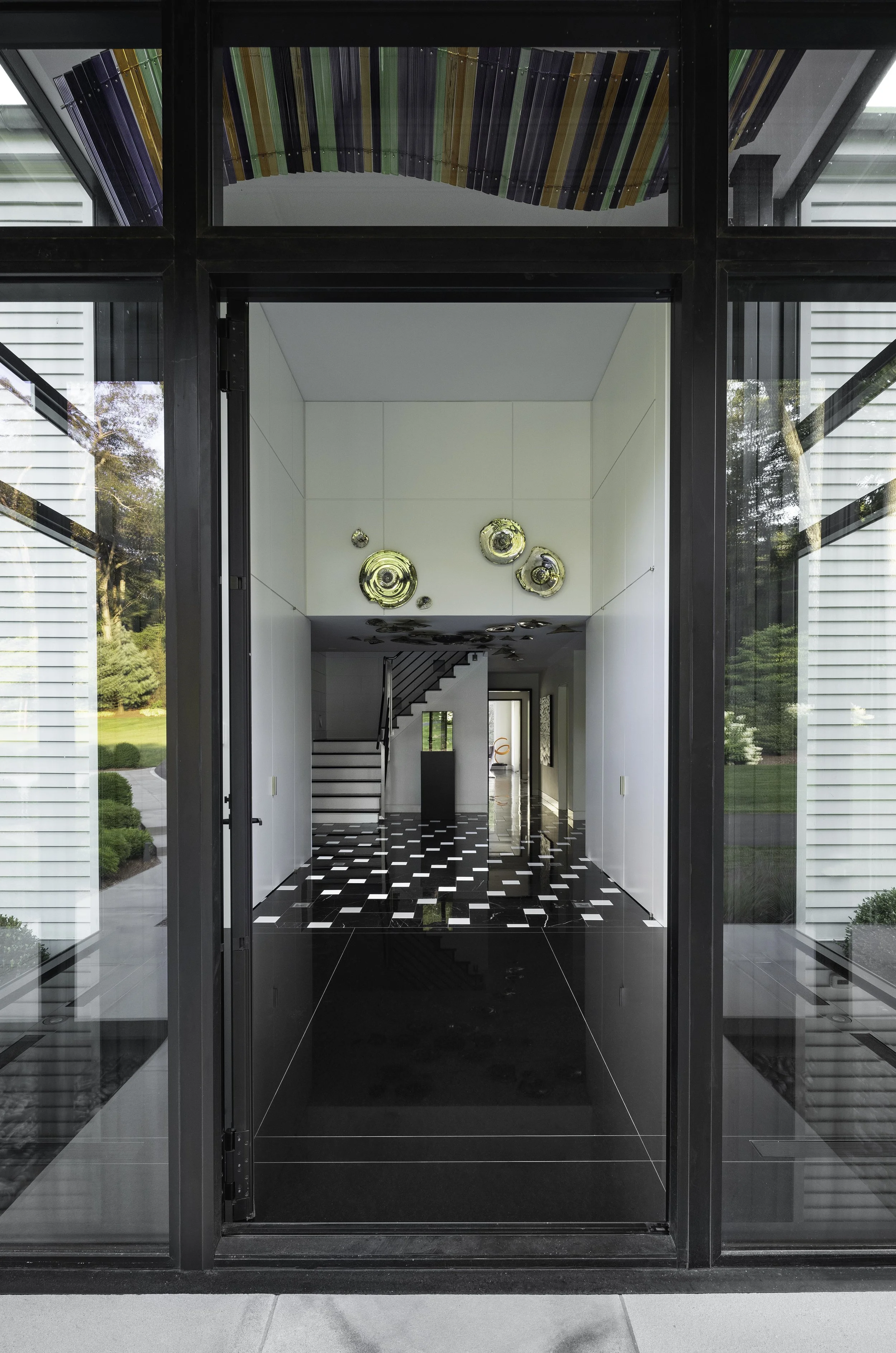 ezring foyer 2.jpg