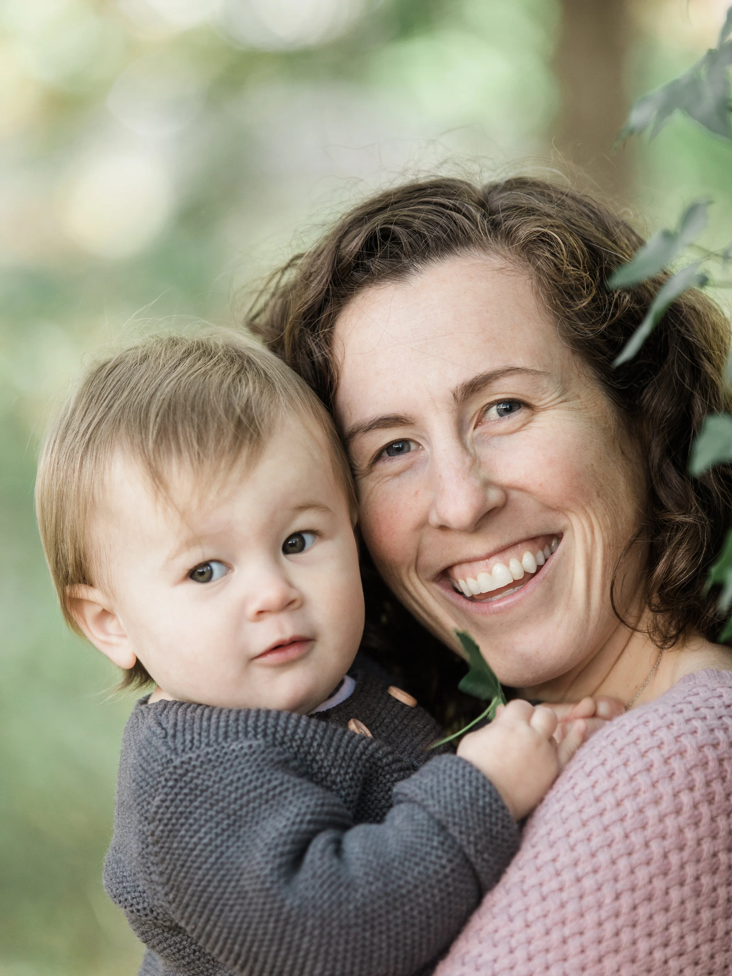 You are listening to Season 1 of the mini Journal series, episode 4. Today we are speaking with Lindsay Summers. Lindsay and her husband spent almost 4 years in the pursuit of creating a family, and after lots of heartbreak finally became pregnant with their baby Madelyn on their final attempt at IVF. Lindsay shares her success story with us, as well as the failures and heartbreak that were par for the course. I want to thank Lindsay again for sharing her story!!