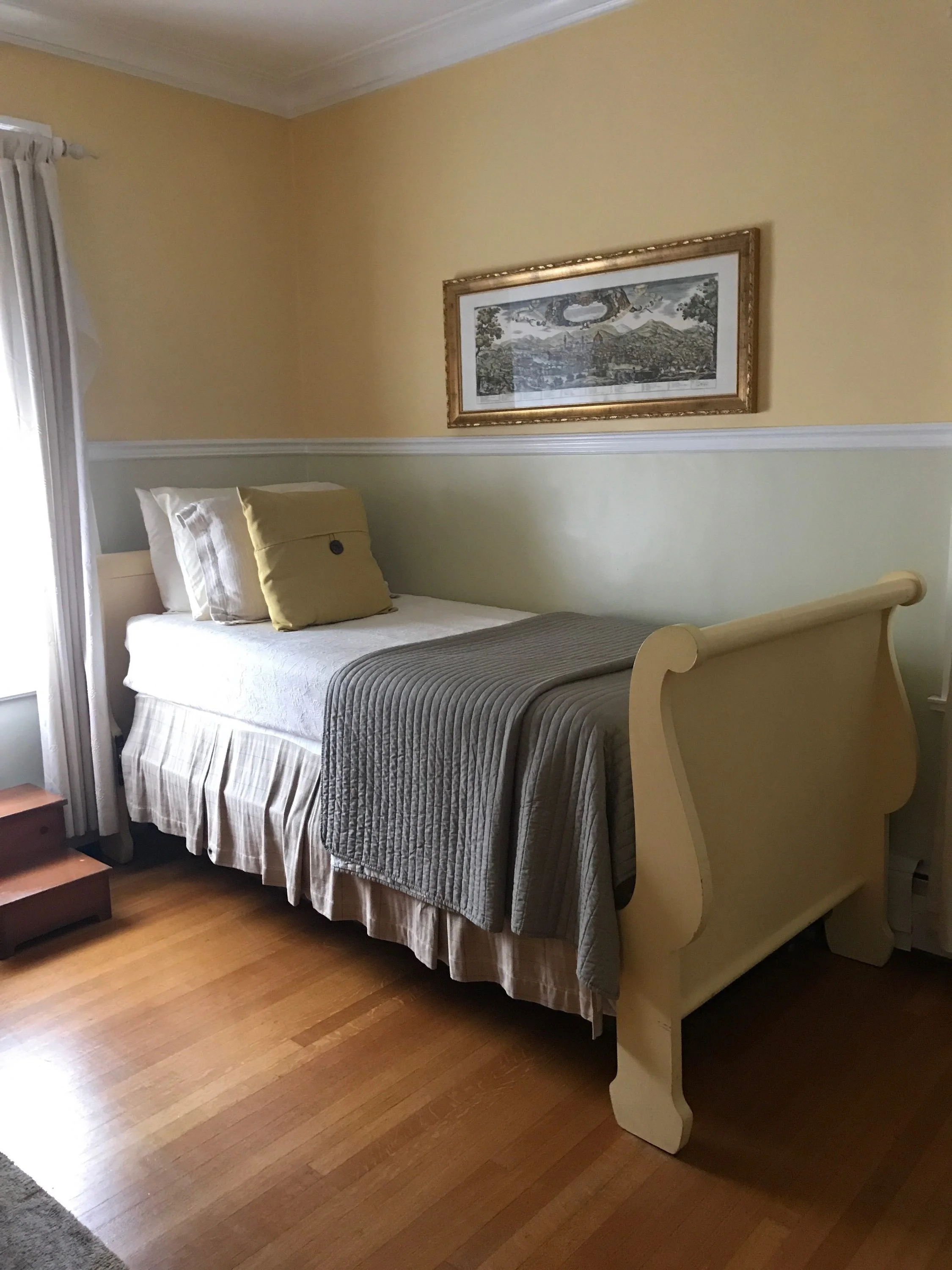 Room 7 extra bed.jpg