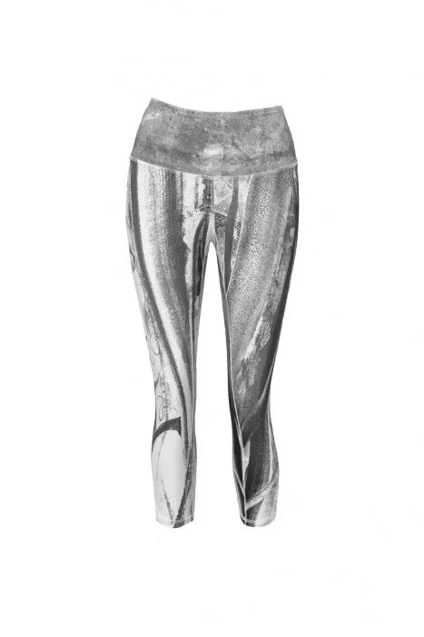 Steph_Capri_BW_Front.-467x701.jpg