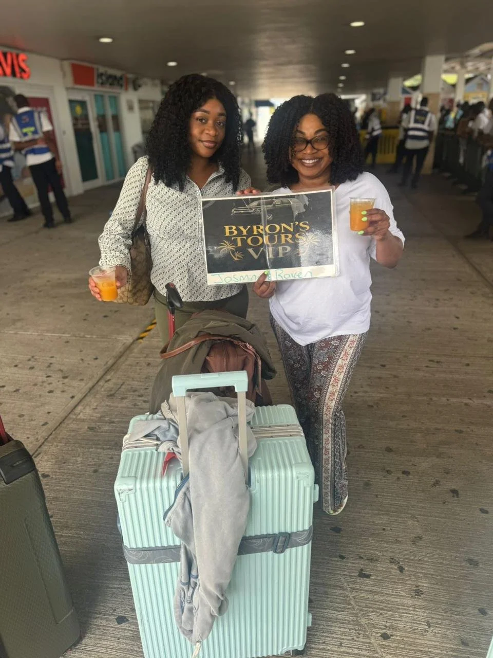 Guests welcomed by Byron's Jamaica Tours