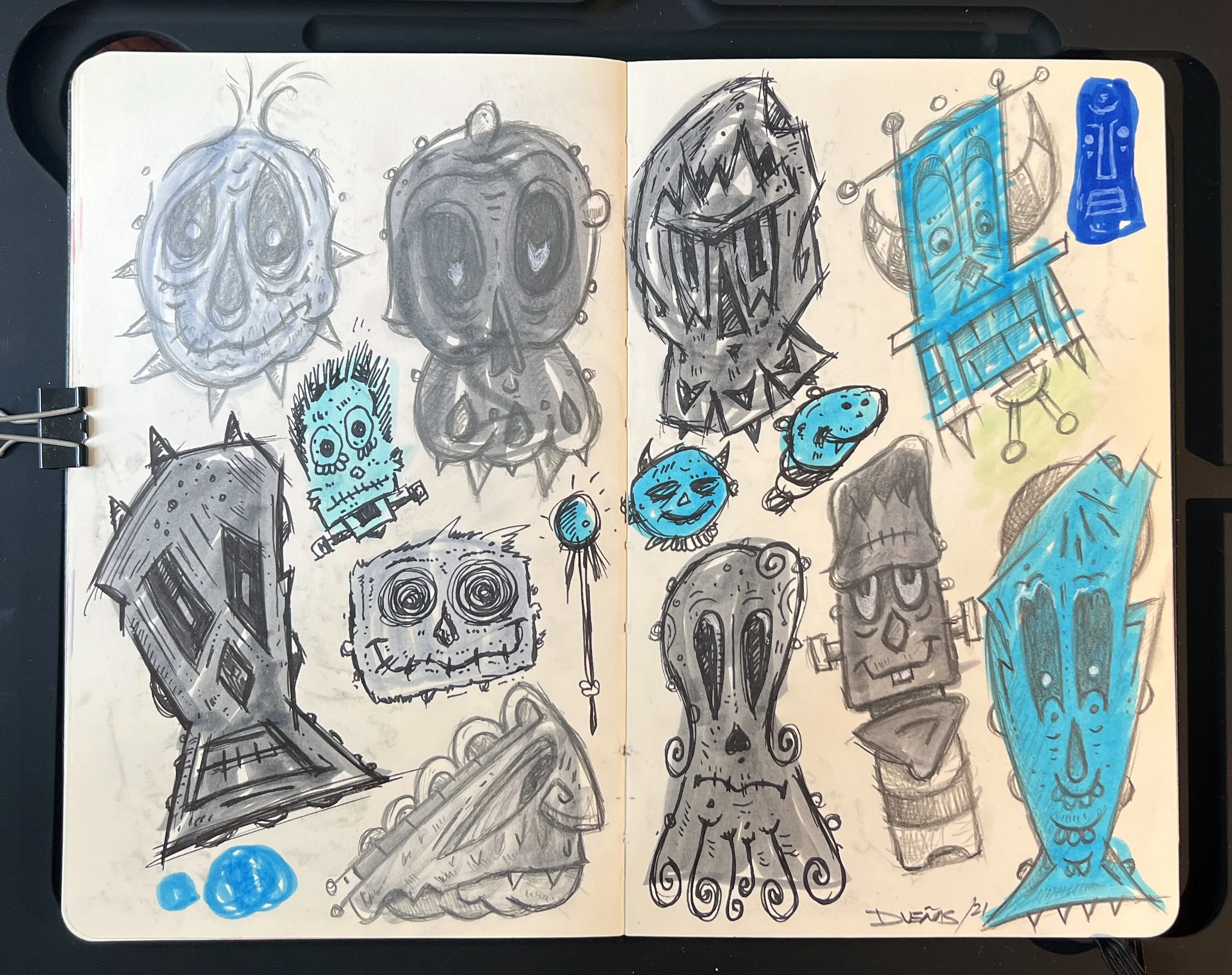 Sketchbook_2021_2022_22.JPG