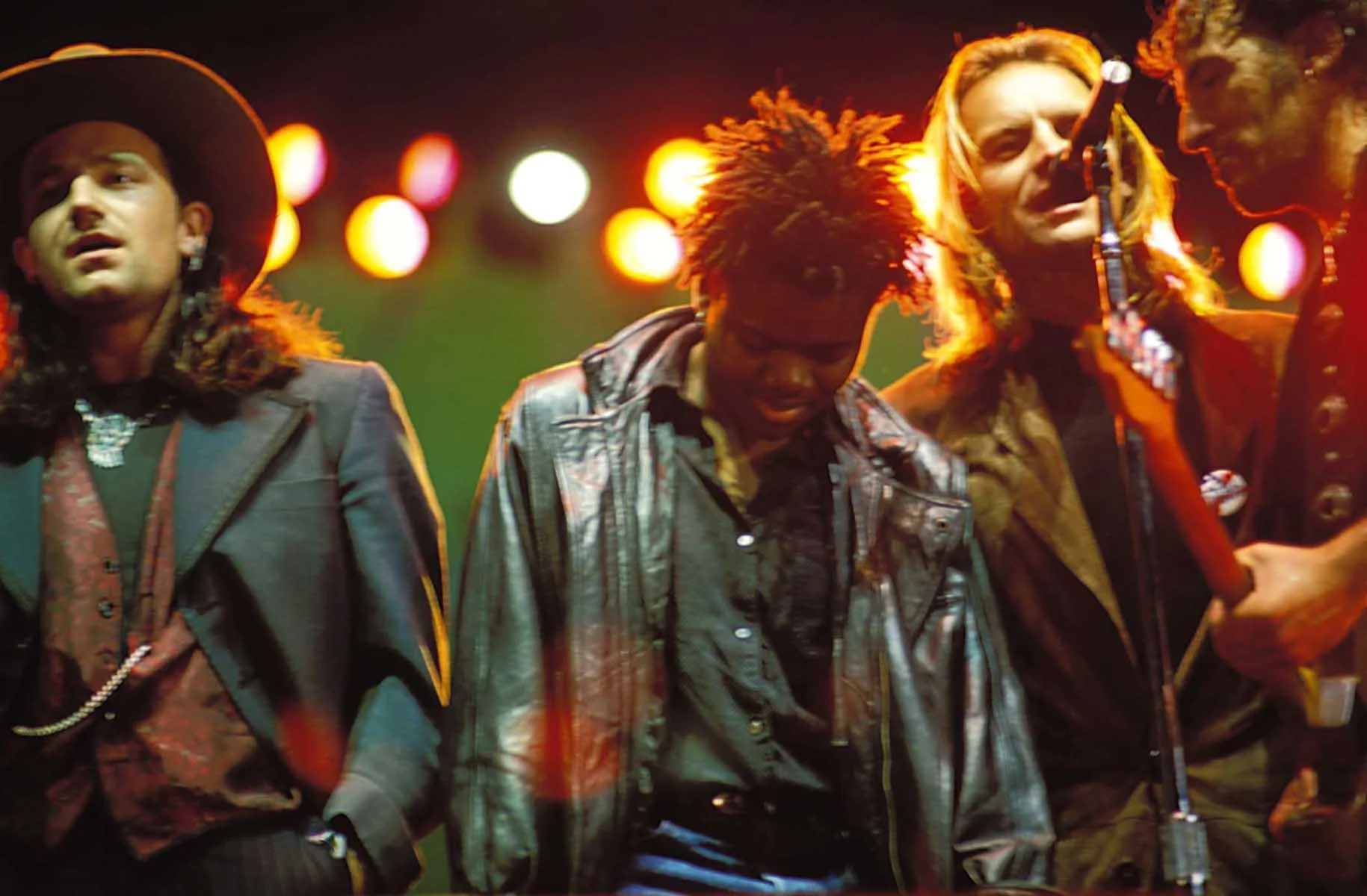 Bono%2CTracy_Kravi_619973_Max.jpg