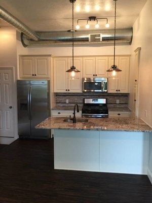 16+s+13th+unit+2+Kitchen.jpg