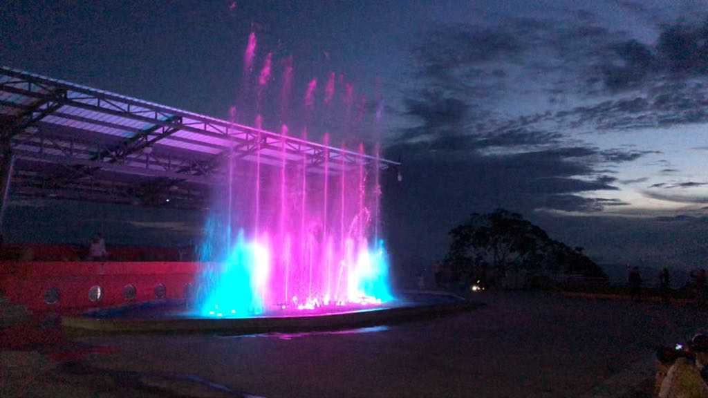 The water show at the Ecoparque Cerro del Santísimo