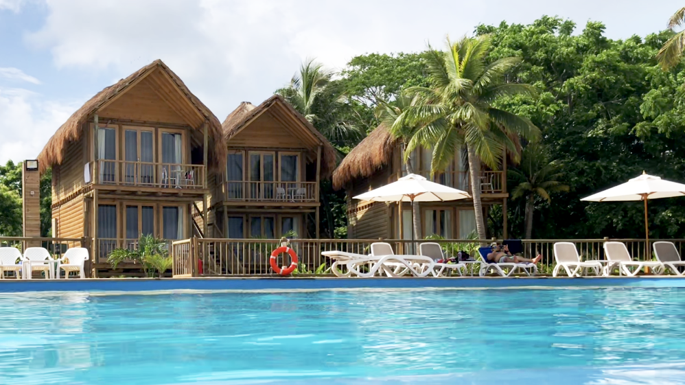 The most kid-friendly beach club near Cartagena is Isla del Encanto located on Barú.