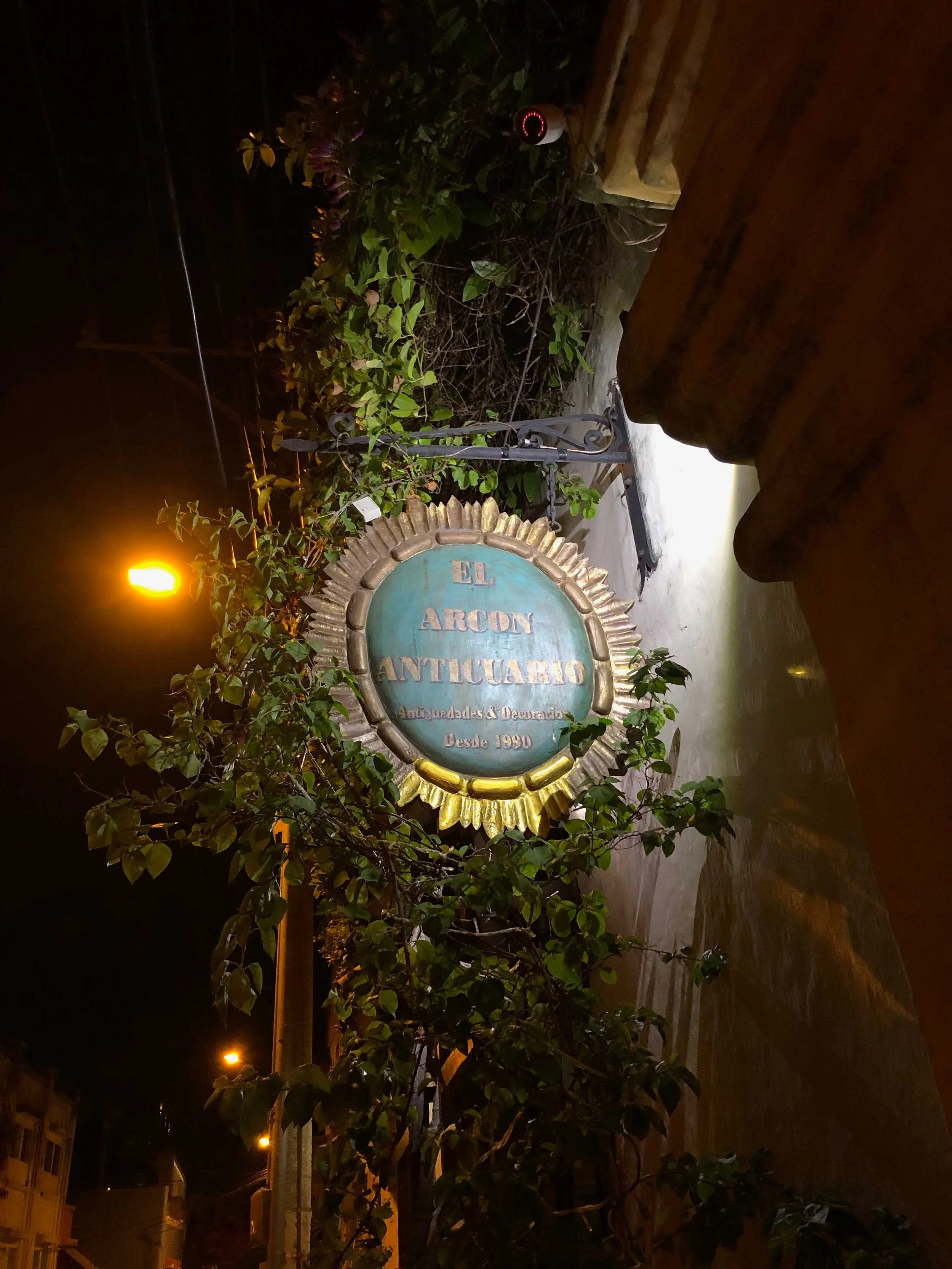 El Arcon, an antique store with great treasures known only to locals…