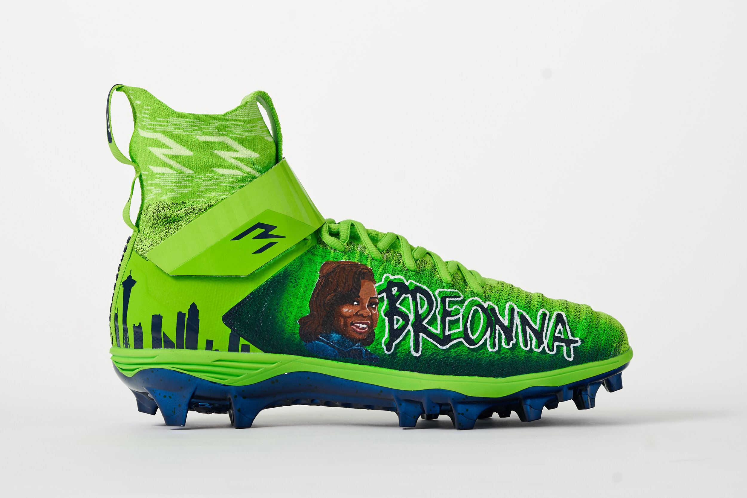 russell wilson cleats nike