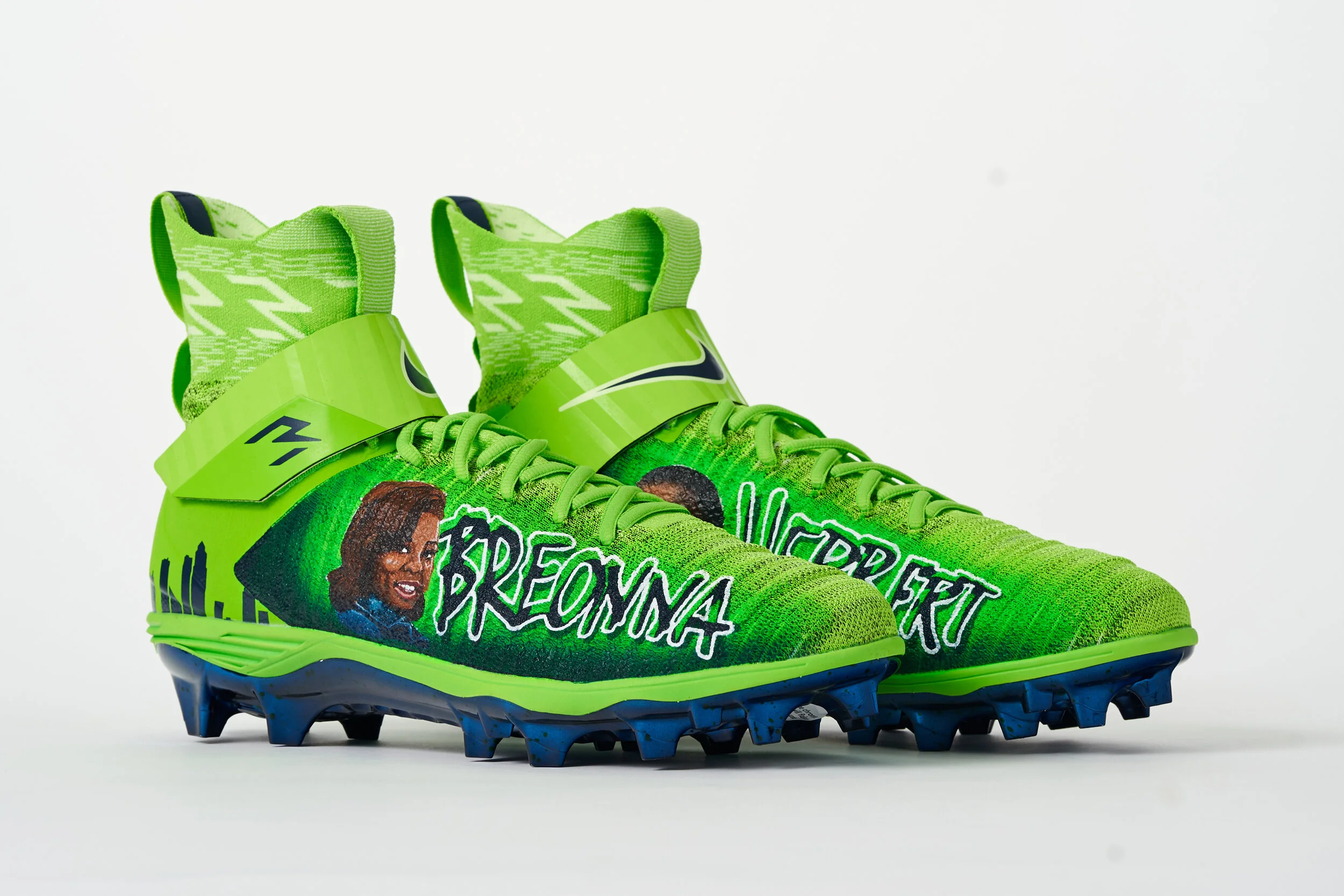 russell wilson football cleats