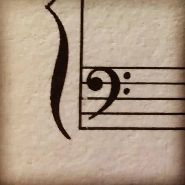 Another Friday session of online lessons completed, it was great to catch up with my students and make sure they're keeping on track. Progress is being made in leaps and bounds!! #onlineteaching #onlineharplessons #musiclesson