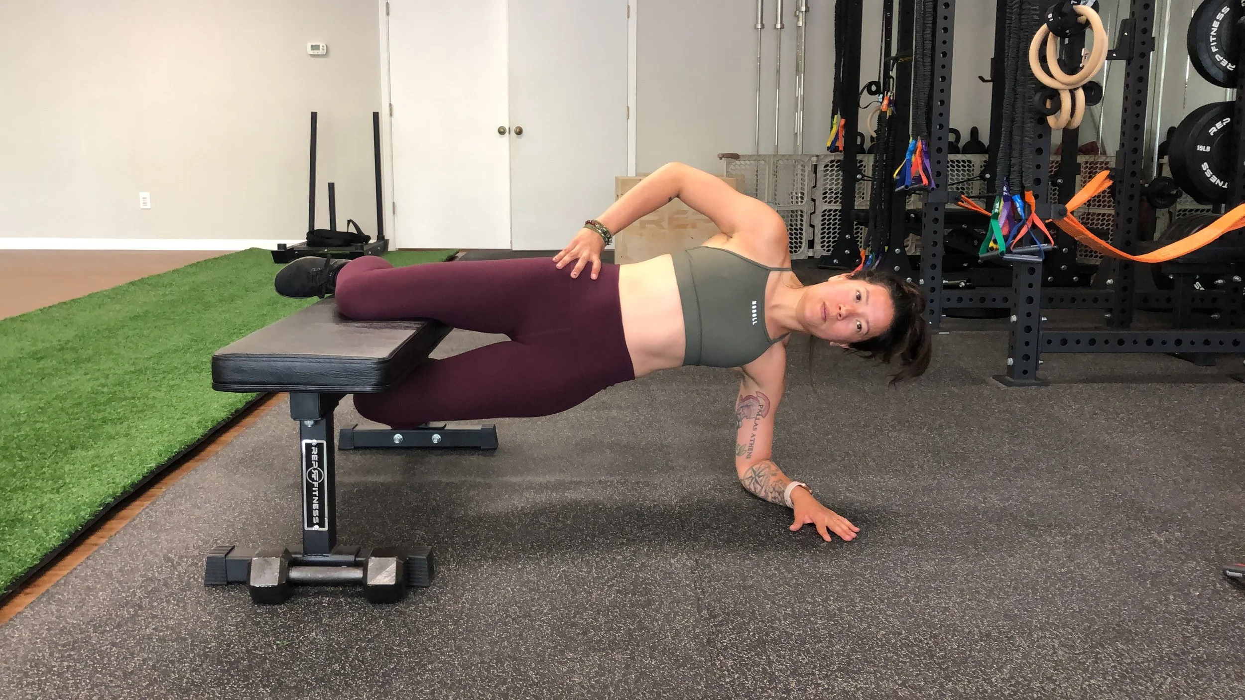 Bench Side Plank Mamastefit