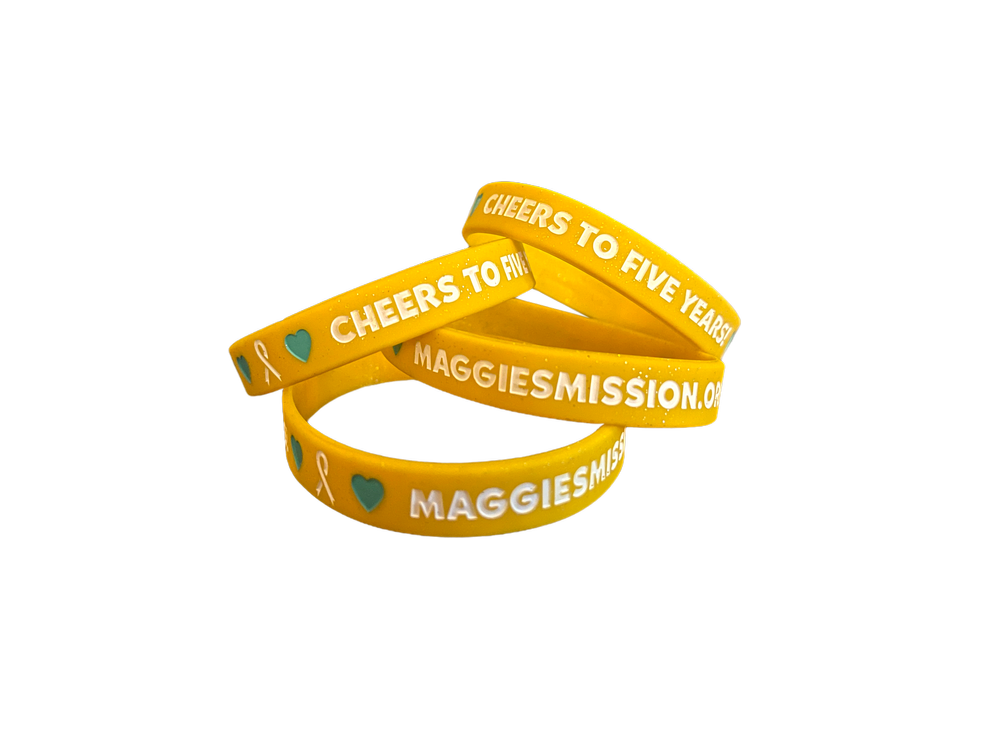 Maggie's Mission “Cheers to five years” Go Gold sparkle bracelets (pack of  5) — Maggie's Mission