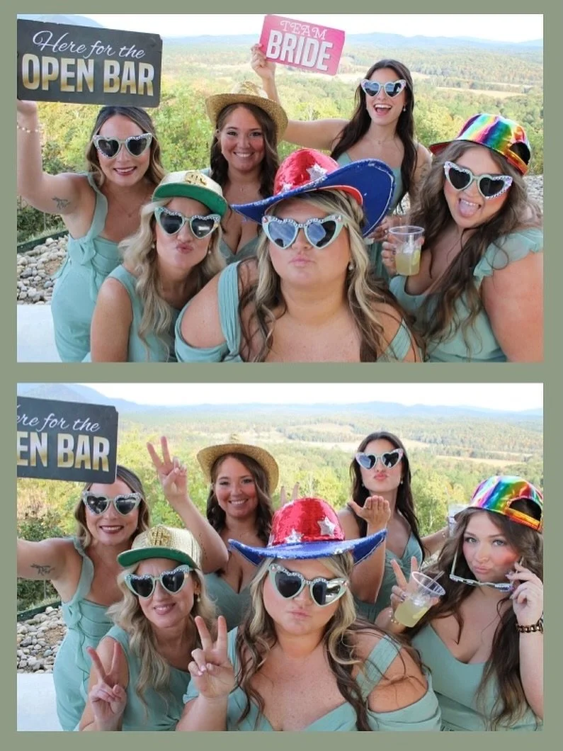 Came for the bar, stayed for the view
.
.
.
#photobooth 
#photo 
#photography 
#photobooth 
#photoboothfun #wedding 
#birthday 
#party 
#corporateevent 
#schoolevent  #gif #props  #photooftheday  #chattanooga
#nashville
#knoxville #atlanta  #weddingd