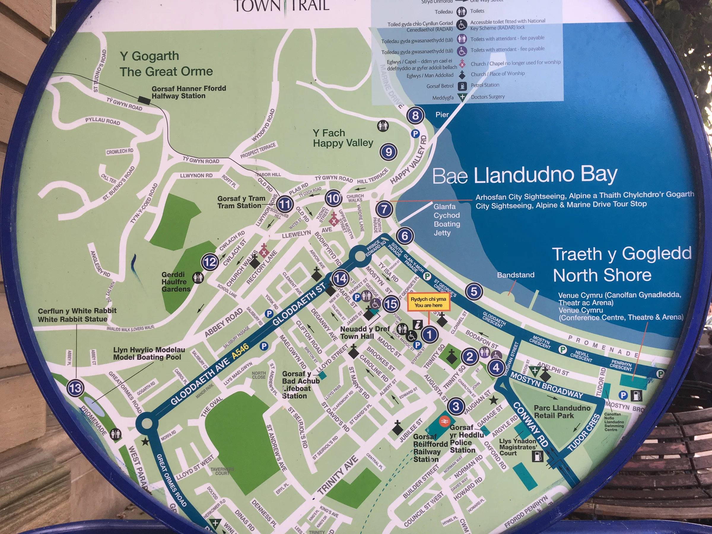signs and monuments (8 of 11).jpg