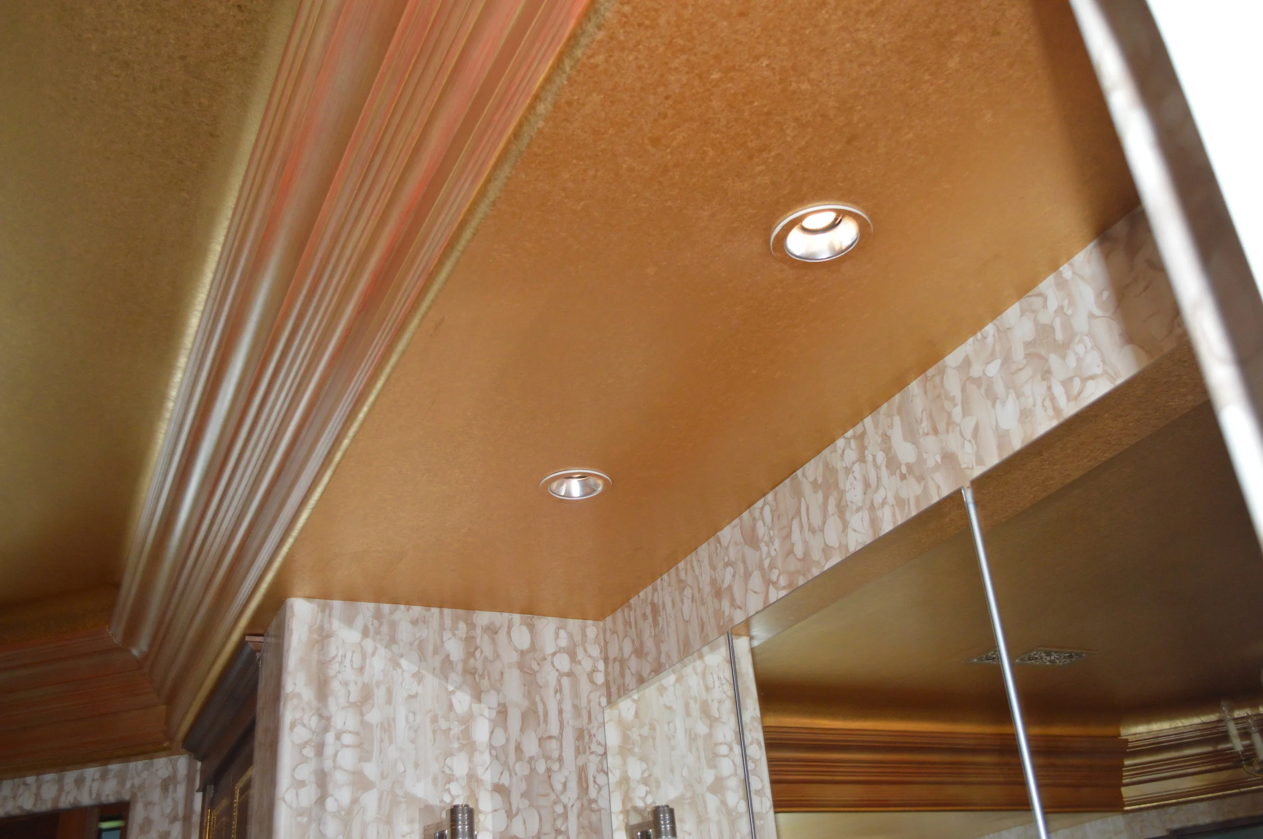 DONGHIA:   soffit detail