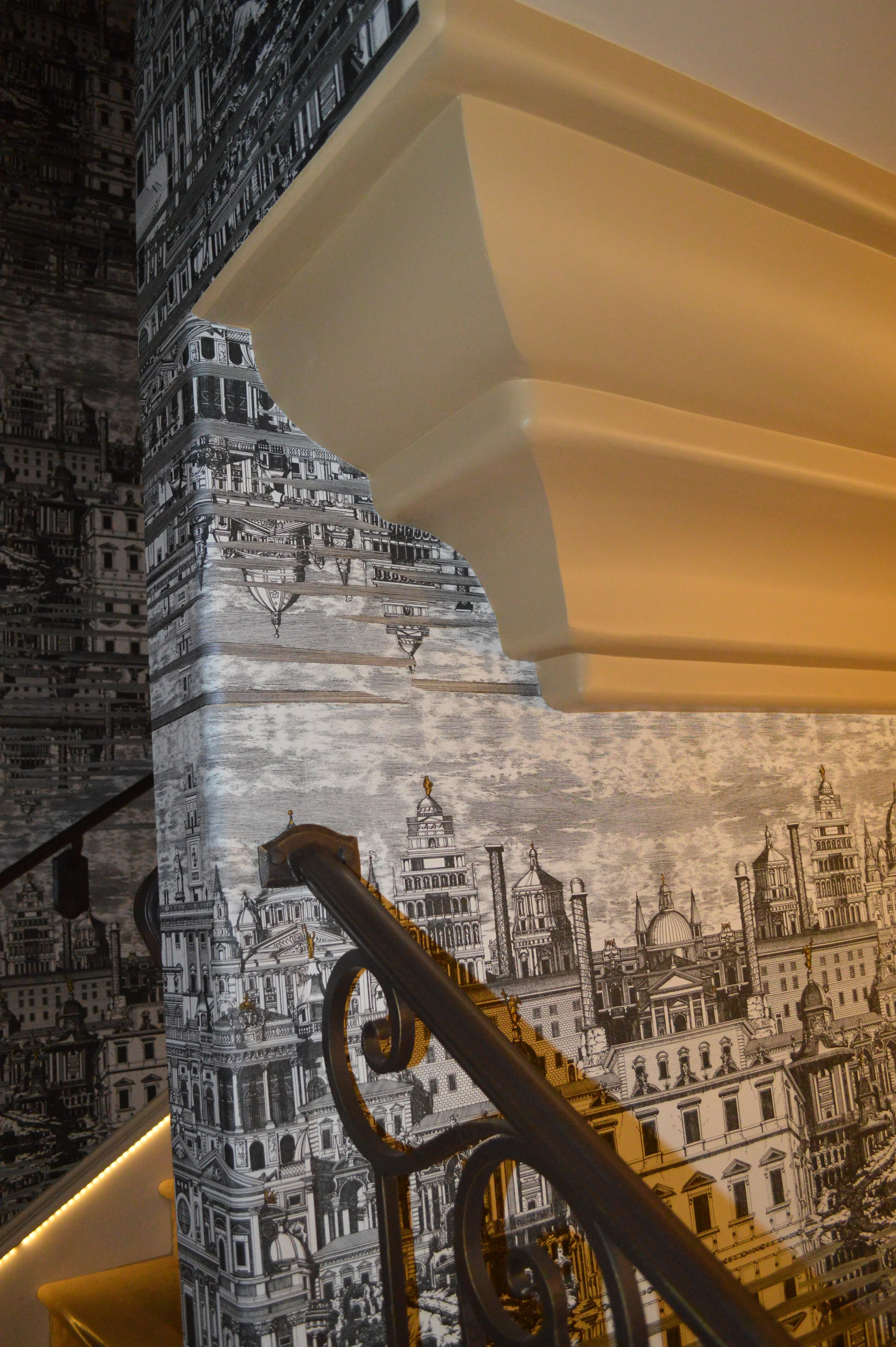 COLE  &  SON: "Riflesso" Fornasetti collection I