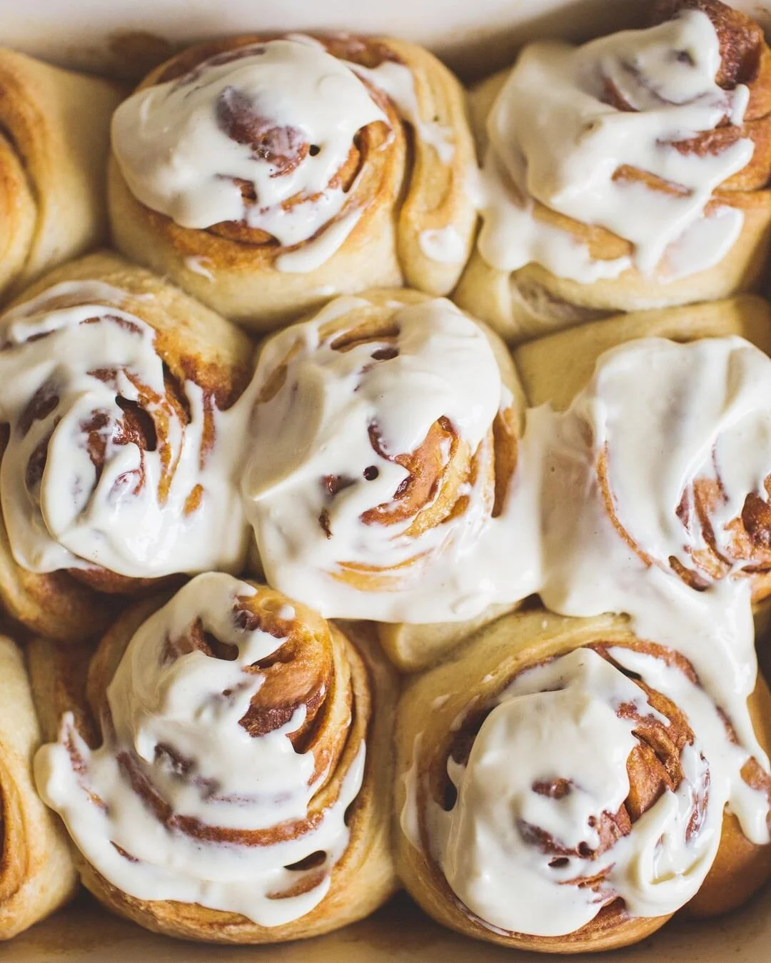 SOURDOUGH CINNAMON ROLLS