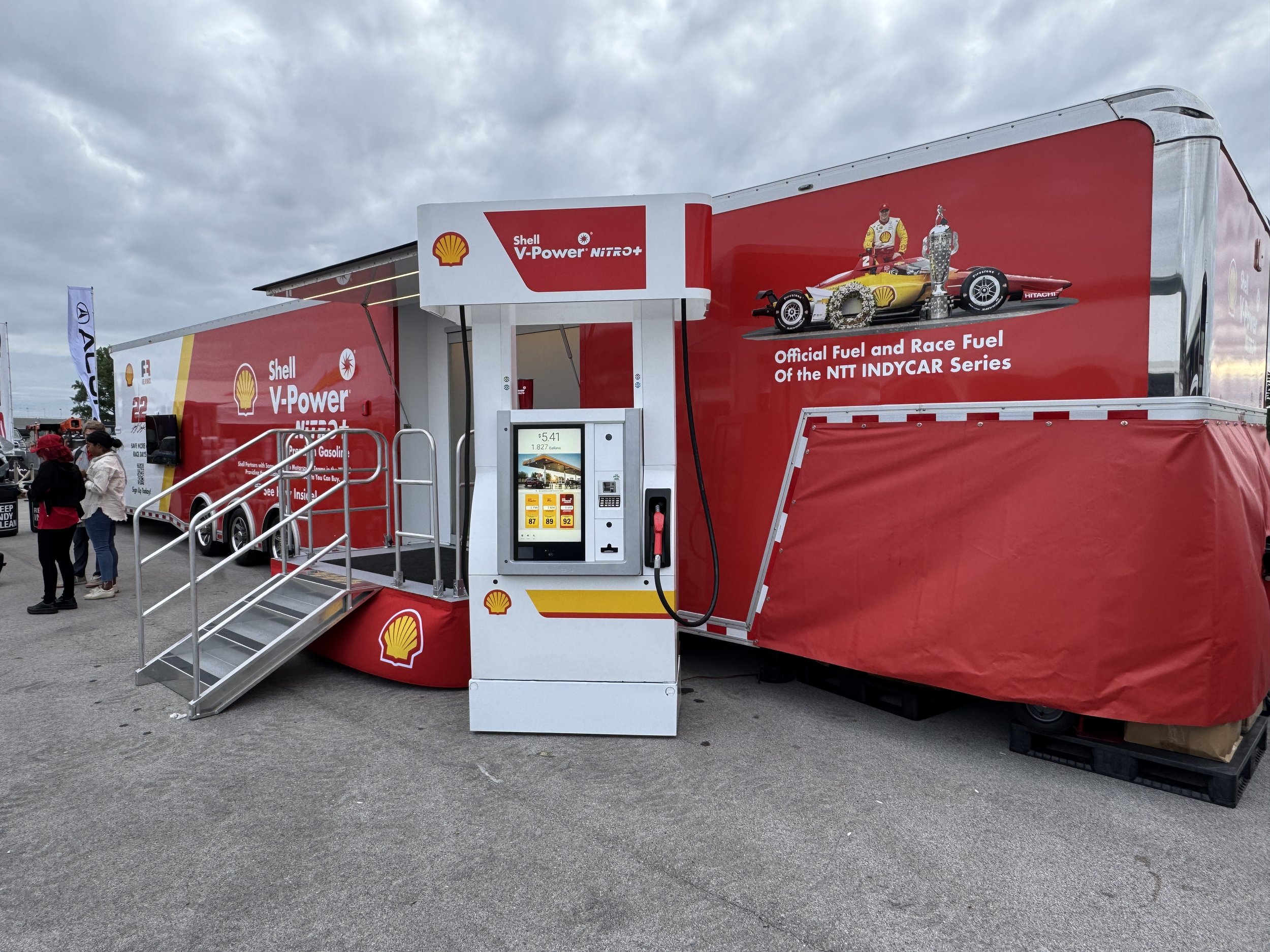 Performance Trailer Display