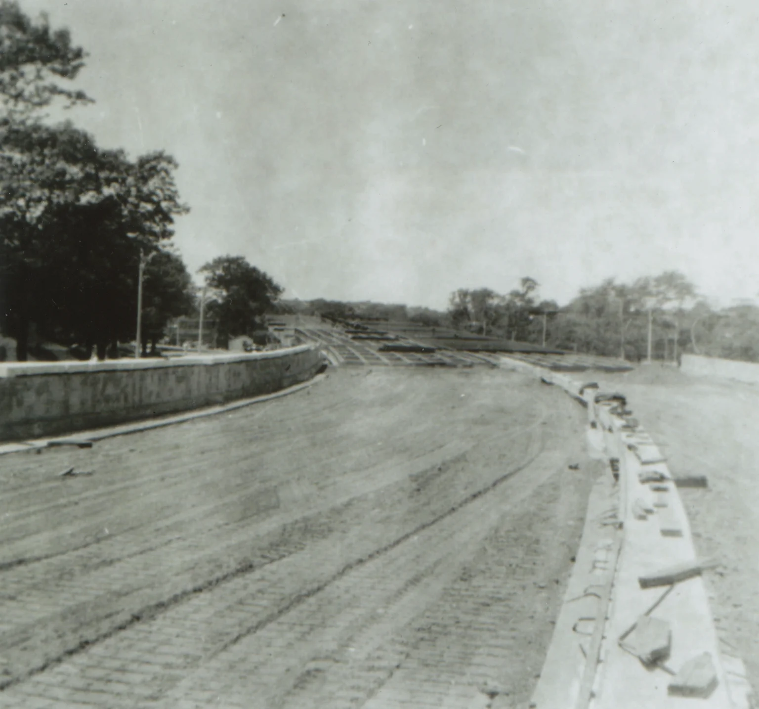 Construction of Casey overpass in 1952 or 1953. Photograph courtesty of Ed Barrett.