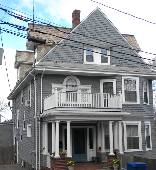 41 Orchardhill Road Built in 1899. Erwin S. Wester Architect. Photograph by Richard Heath