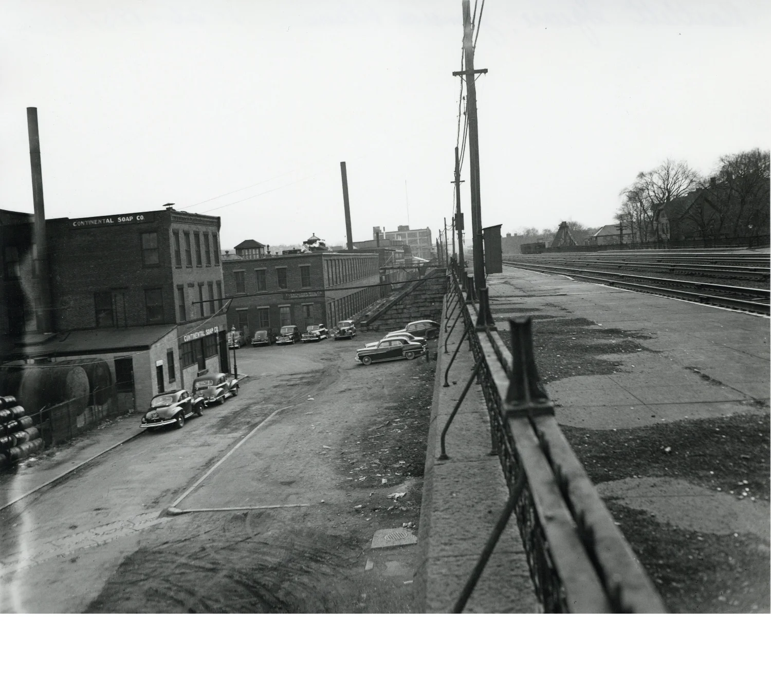 Bartlett Square, 1951. Courtesy of City of Boston Archives. More information and full resolution image here .