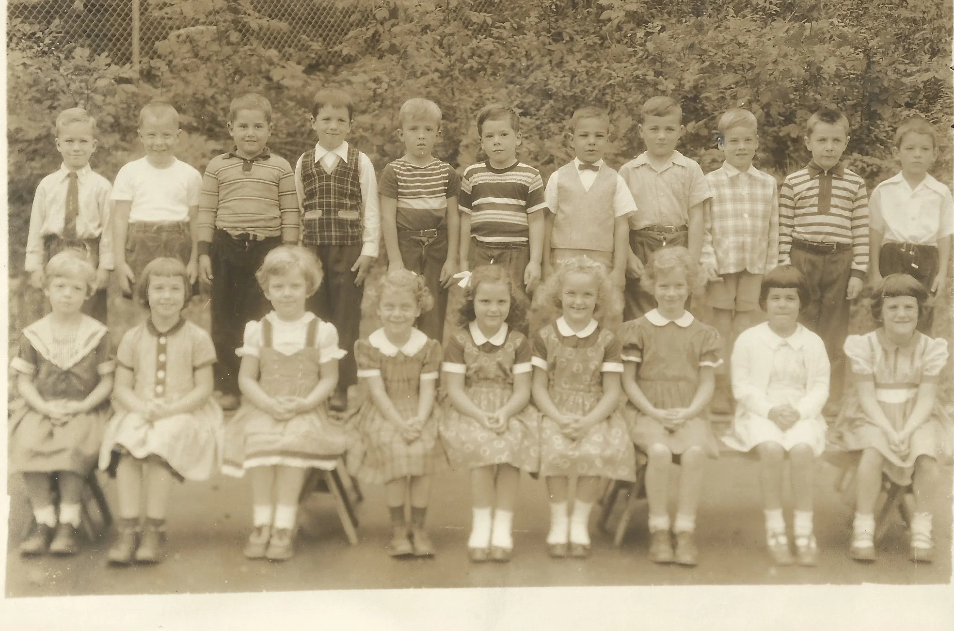 Miss Trunday's First Grade Class 1954. The names are listed on the back. Image courtesy of Henry Scannell.