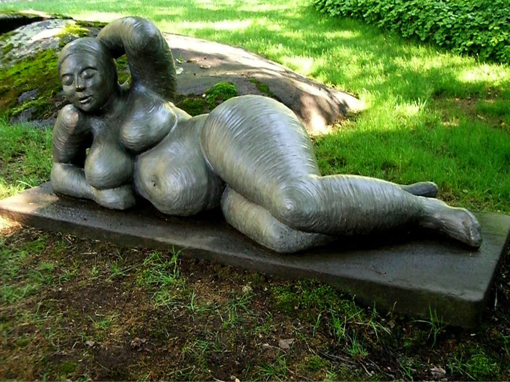 marilyn-mazin-miller-sculpture-bountiful-peaceful-.png