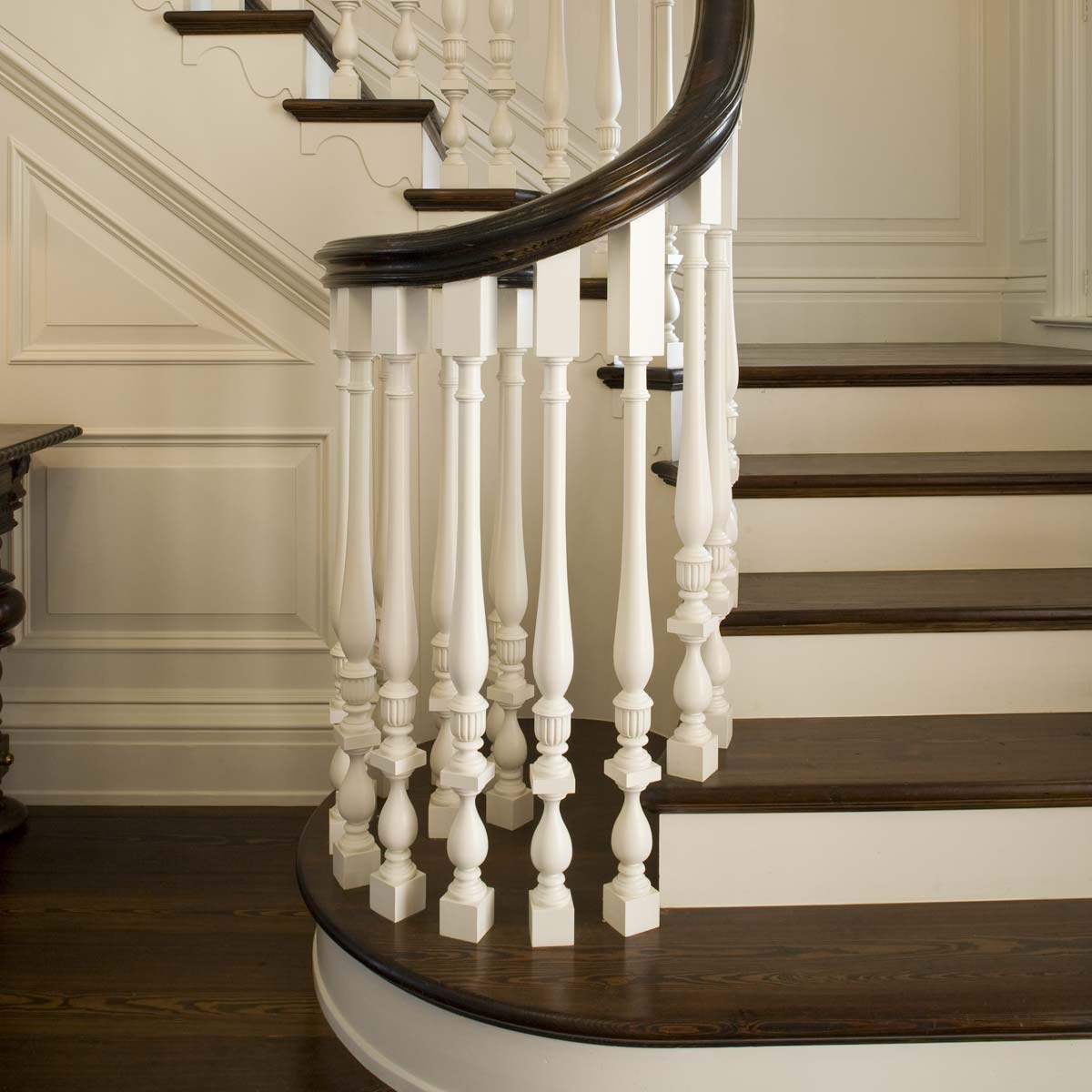 Jacksonville Estate Front Staircase
