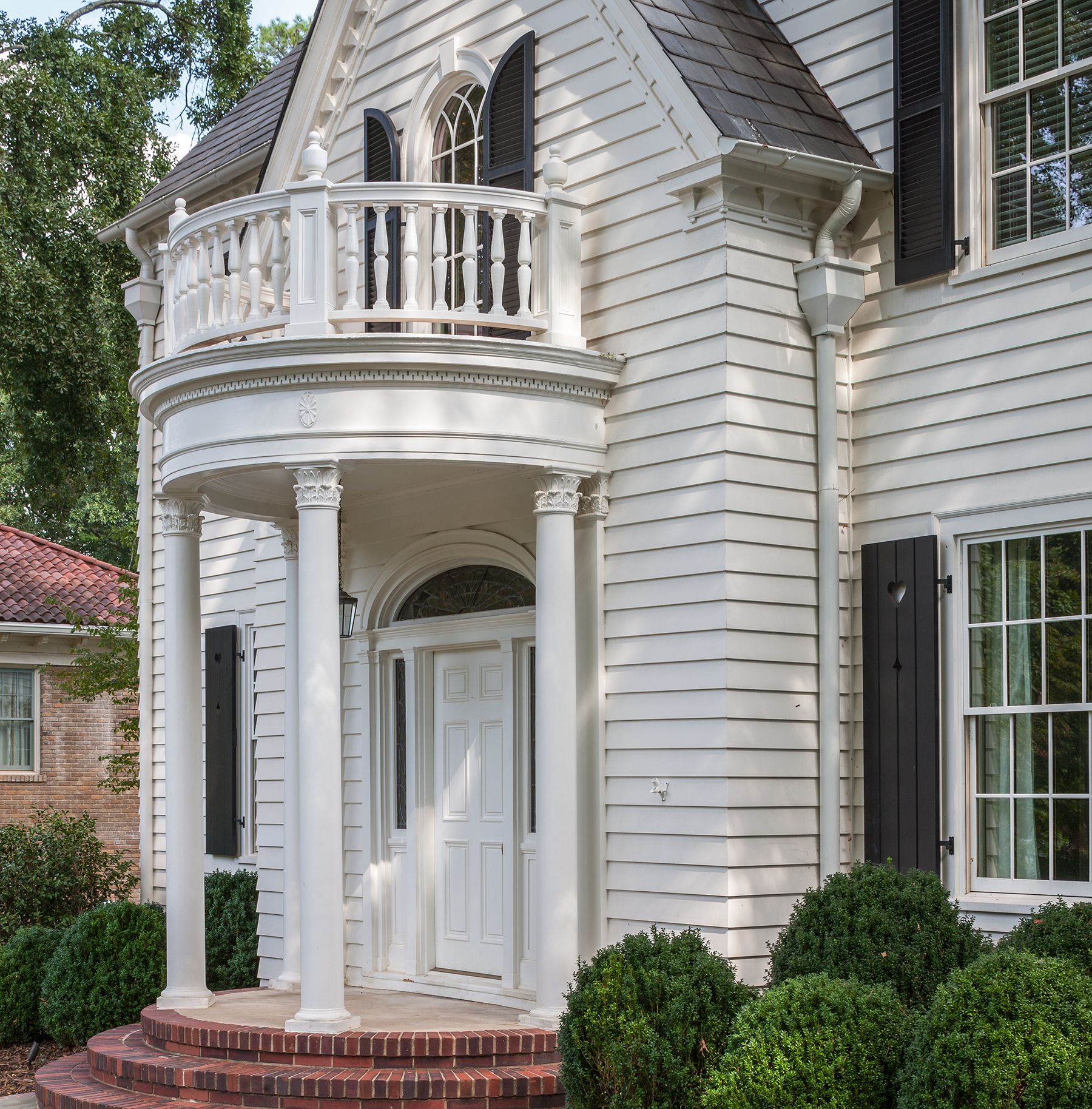 William T. Baker | Doors That Dazzle