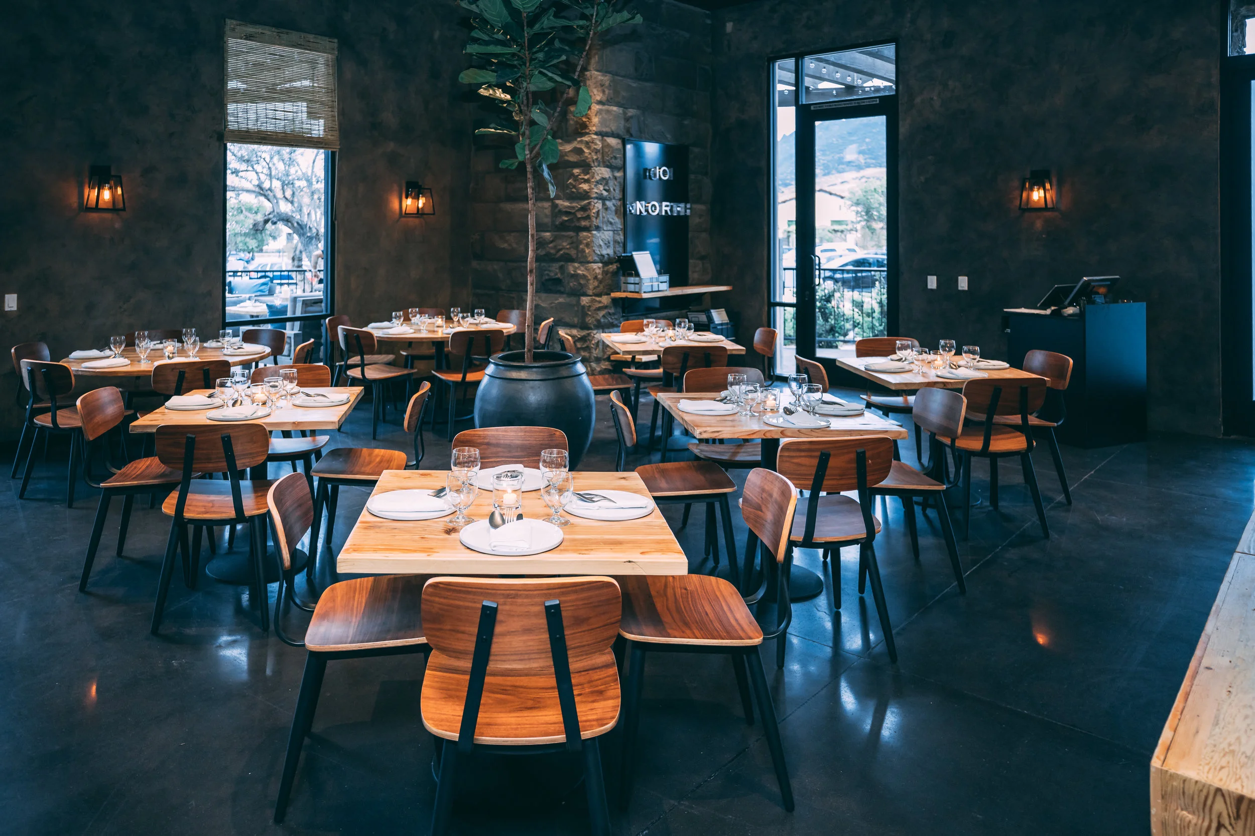 where to eat westlake village