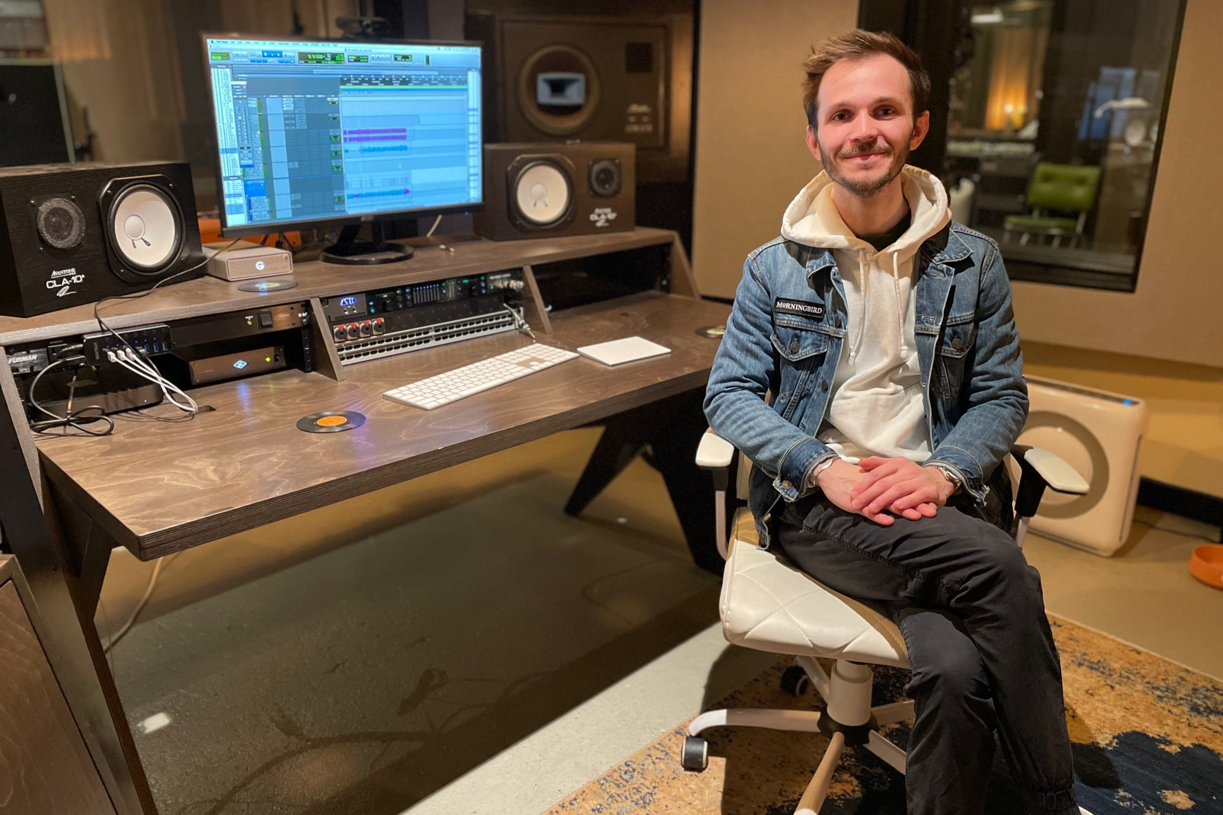 Max Challis | Producer Engineer Musician