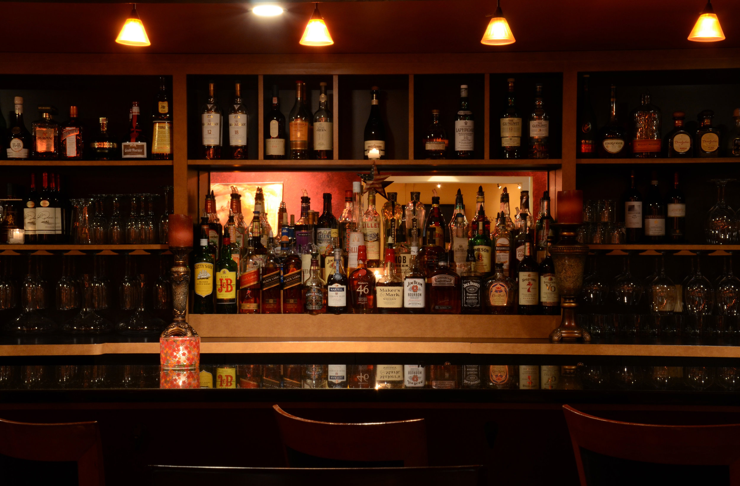 Bar 05.jpg