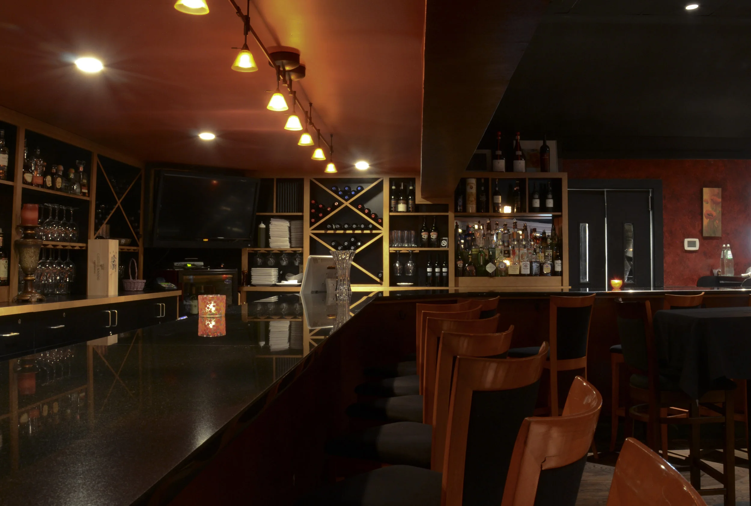 Bar 06.jpg