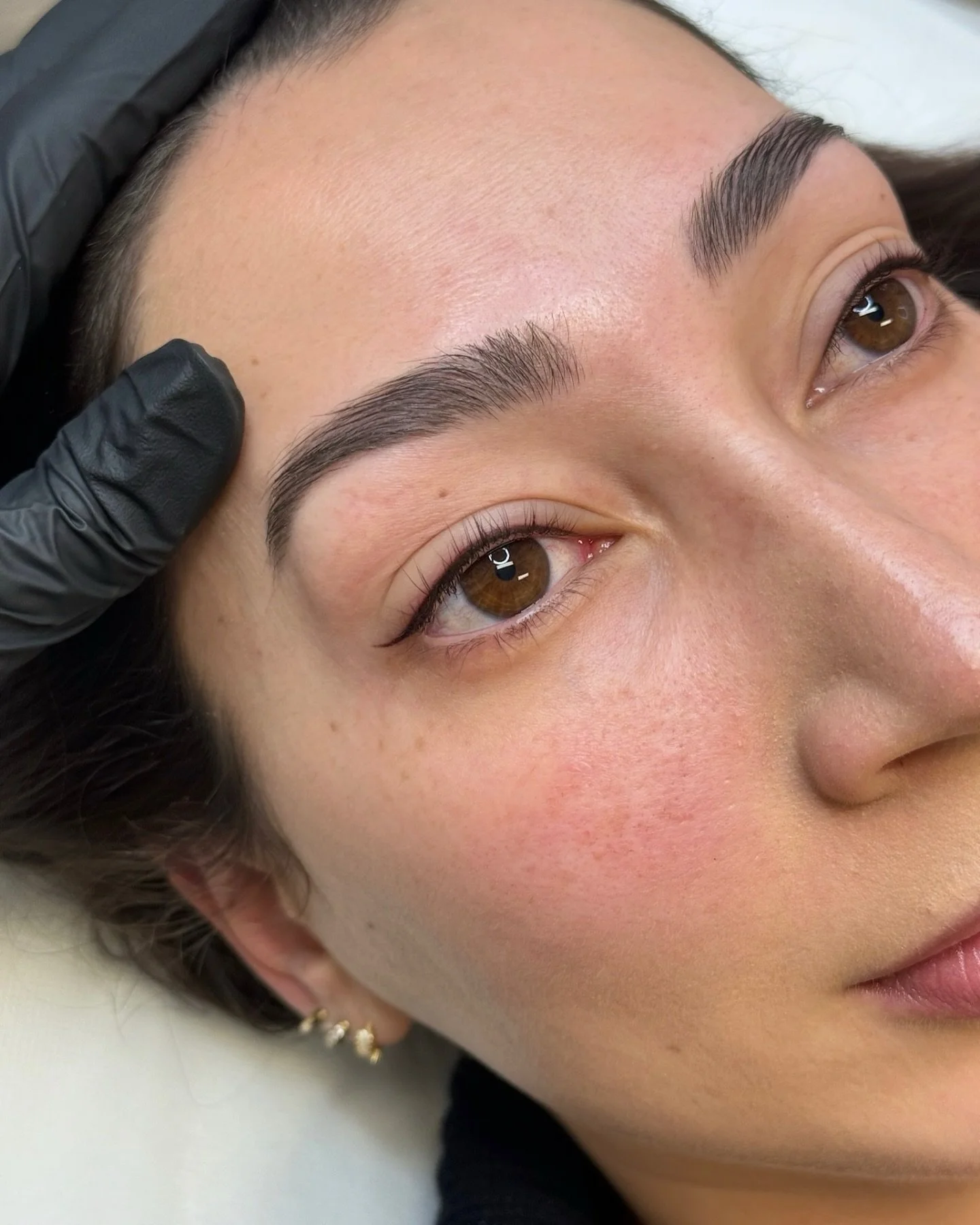 Baby wing eyeliner 🕊
 A subtle lift and definition to enhance the eyes. Softly framing without overpowering.

✨ Artist: Bodi
 Double tap if you love a baby wing 🤍

&mdash;
 #eyelinertattoo #babywingeyeliner #pmueyeliner #cosmetictattoosunshinecoast