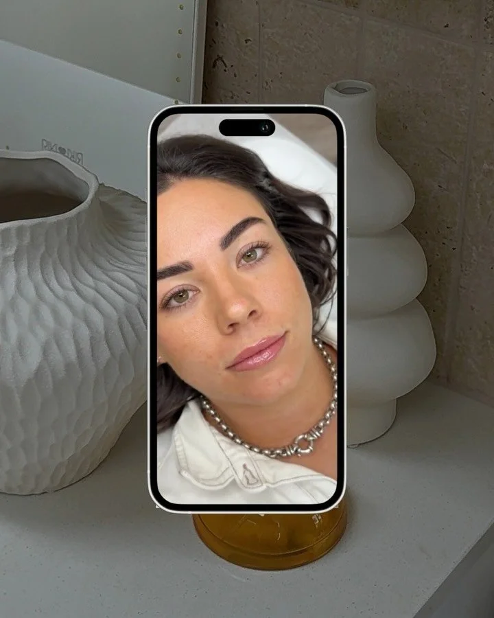 The girls have been busy heading into holiday time but our camera roll isn&rsquo;t complaining. How gorgeous are these results?

★ Natural lip blush by Bodi
★ Summer-proof lip blush by Sarah 
★ Blonde combo brows by Bodi 
★ Combo brow touch up by Bod