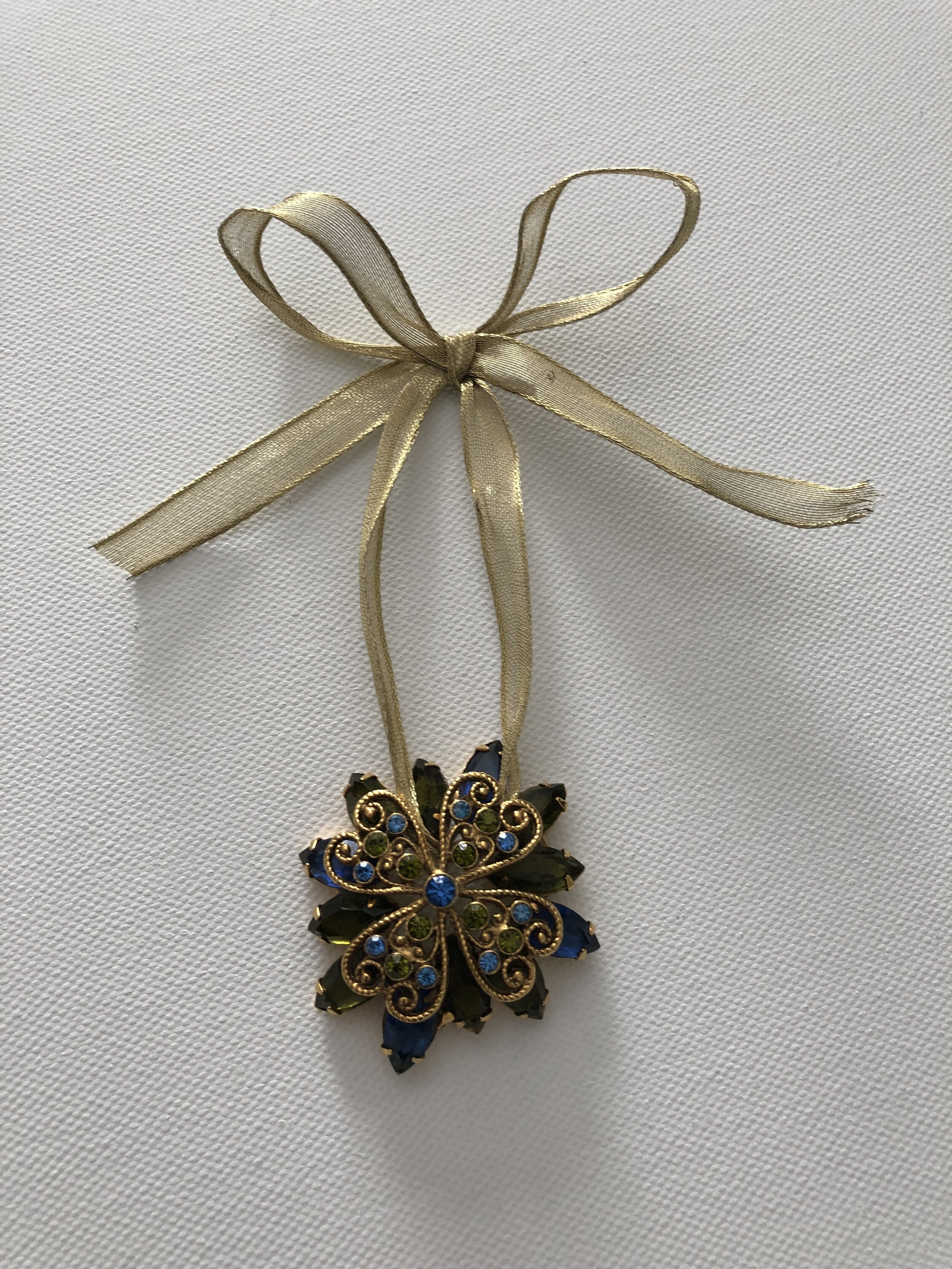 Royal Flower Ornament