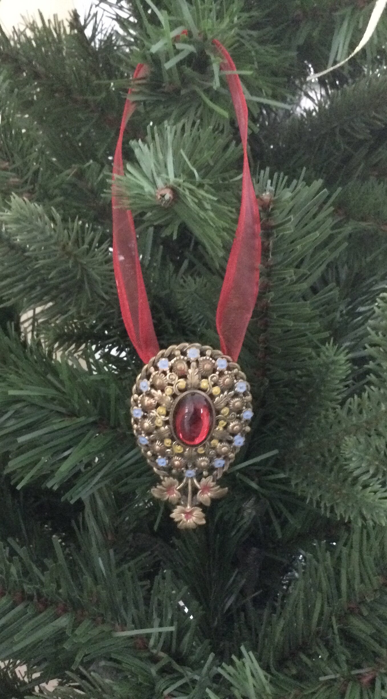 Regal ruby ornament