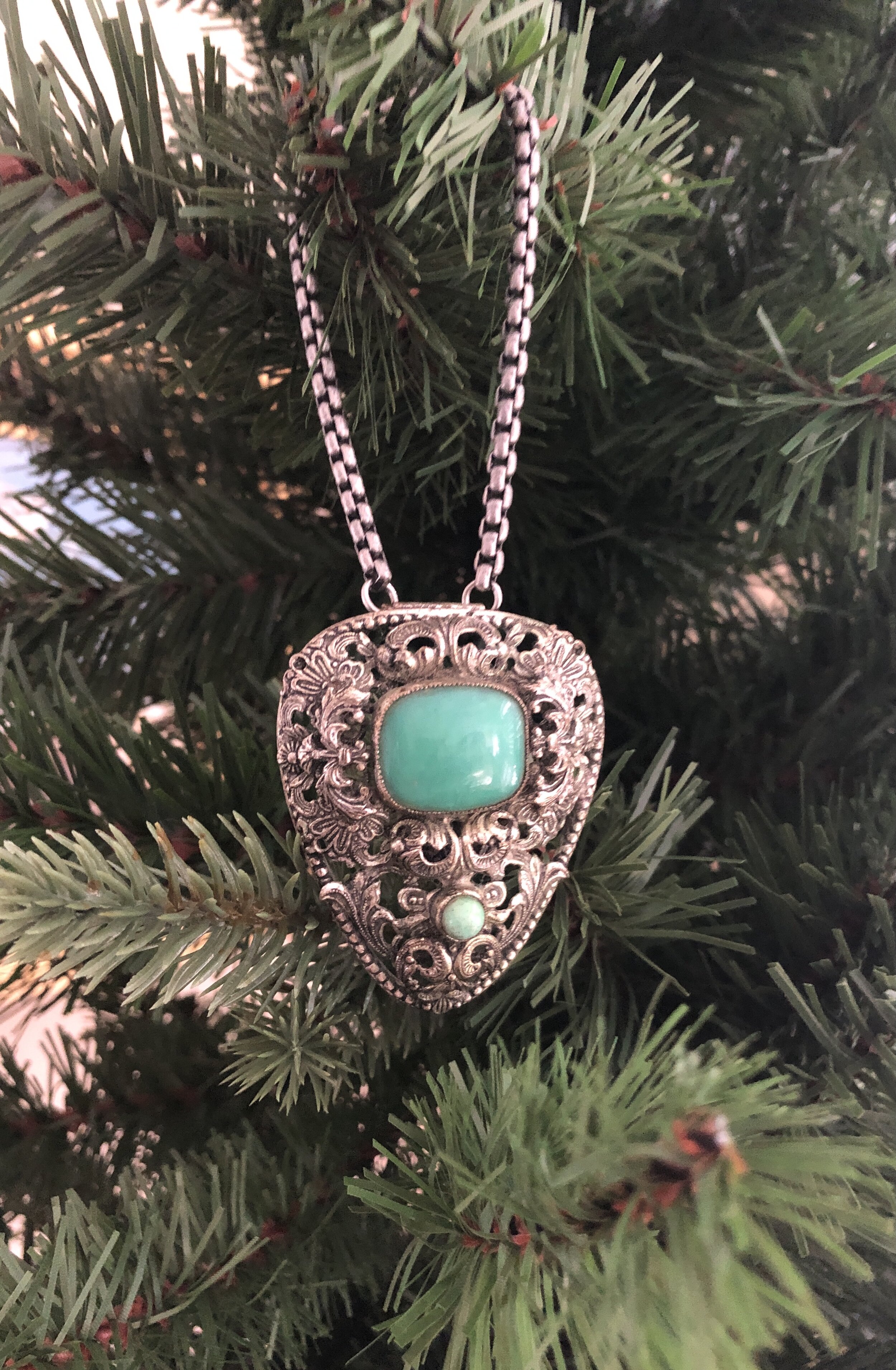 Milky green ornament