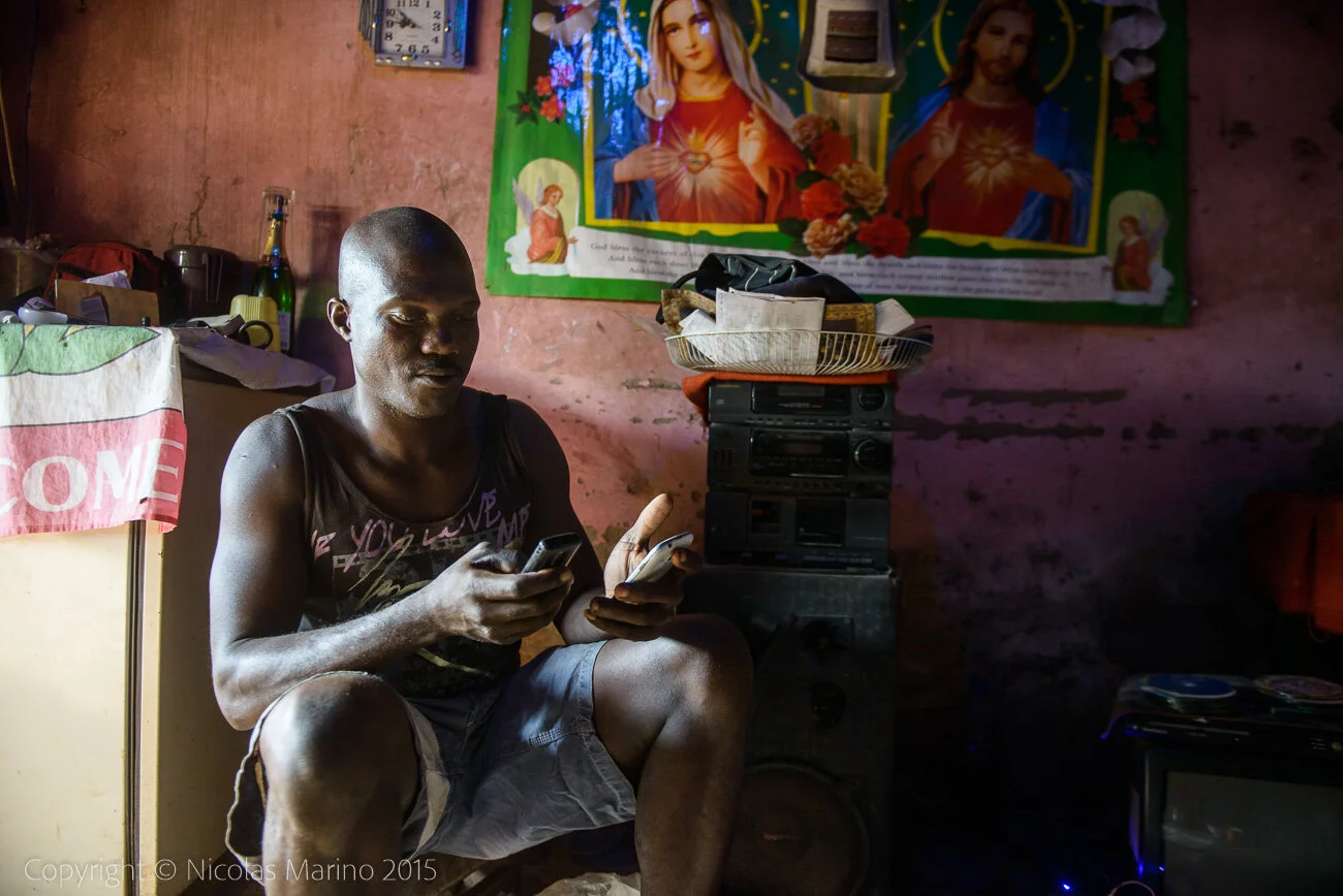  Daily life in central Ghana 