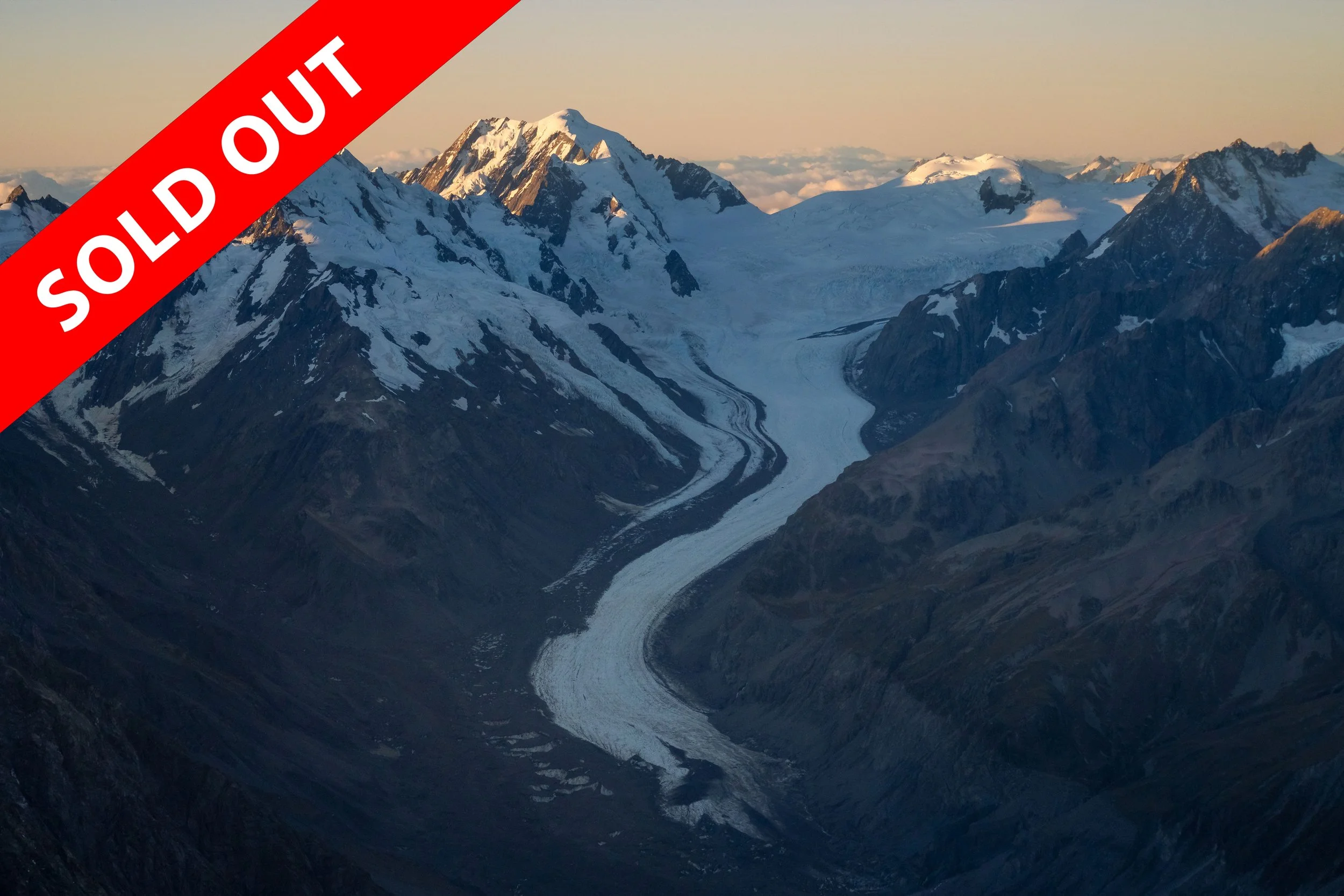 Join Samuel Markham for an immersive photography tour capturing New Zealand during winter