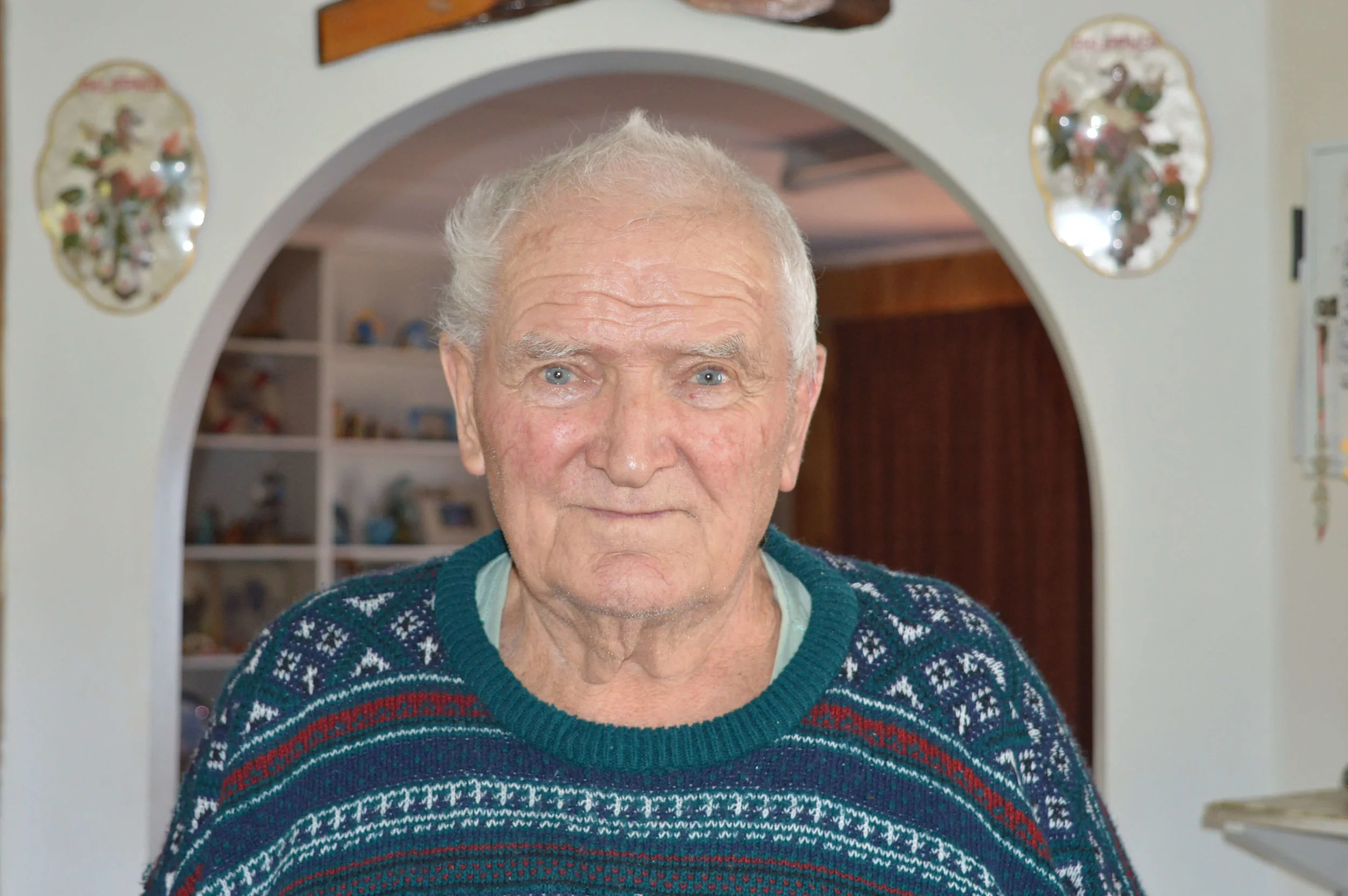 • Jim Bennett remembers collecting letters for the Queen.