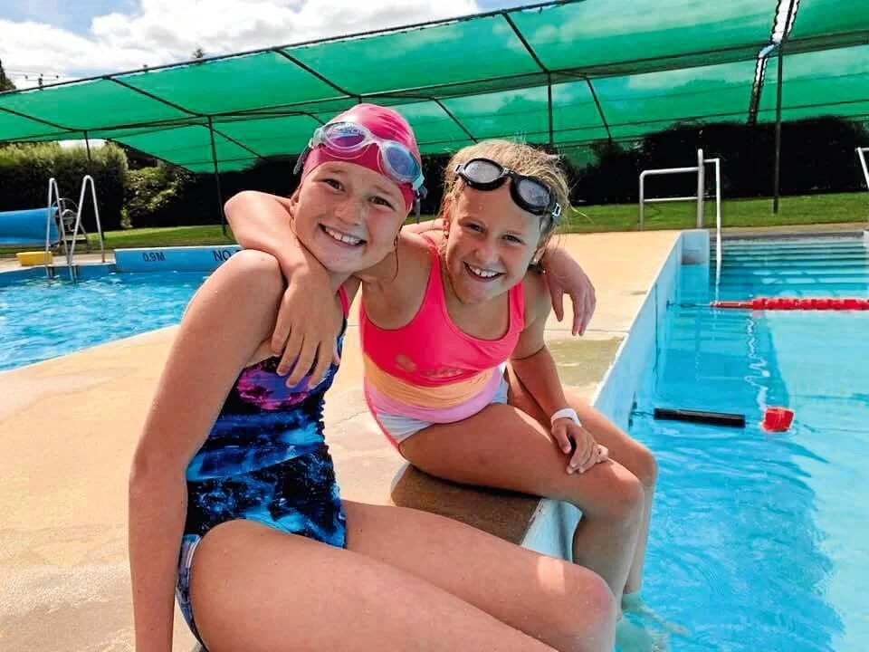 Pool on pause, again