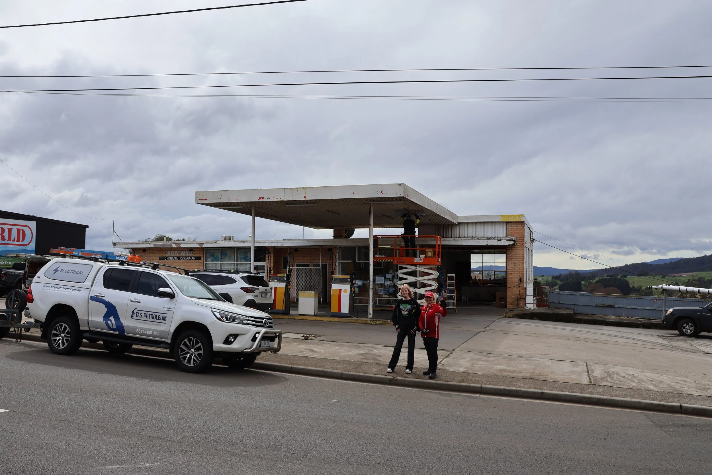 Service station send off