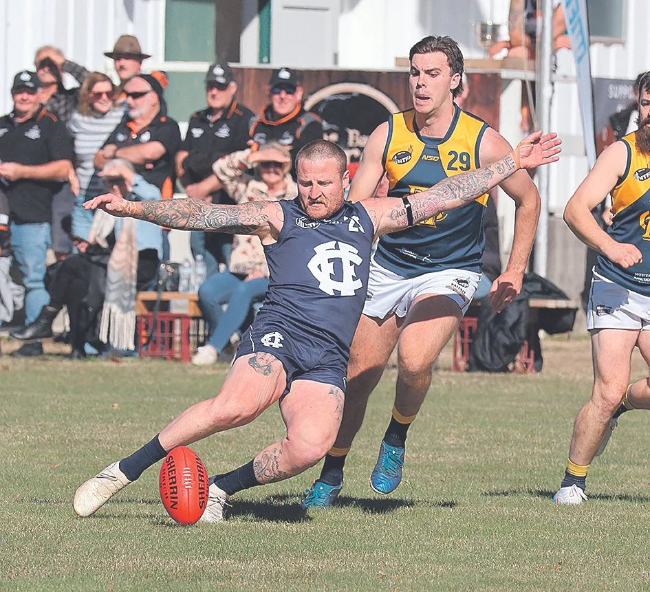 Michael Murfet kicked six goals for the game.jpg