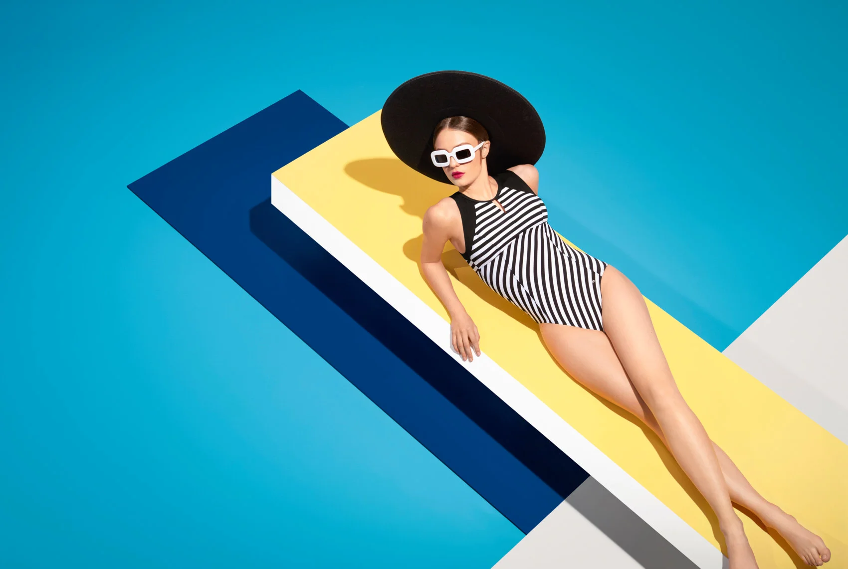 01_TWEKA_POOL_YELLOW_049_v1 _forclient + extra vlees.jpg