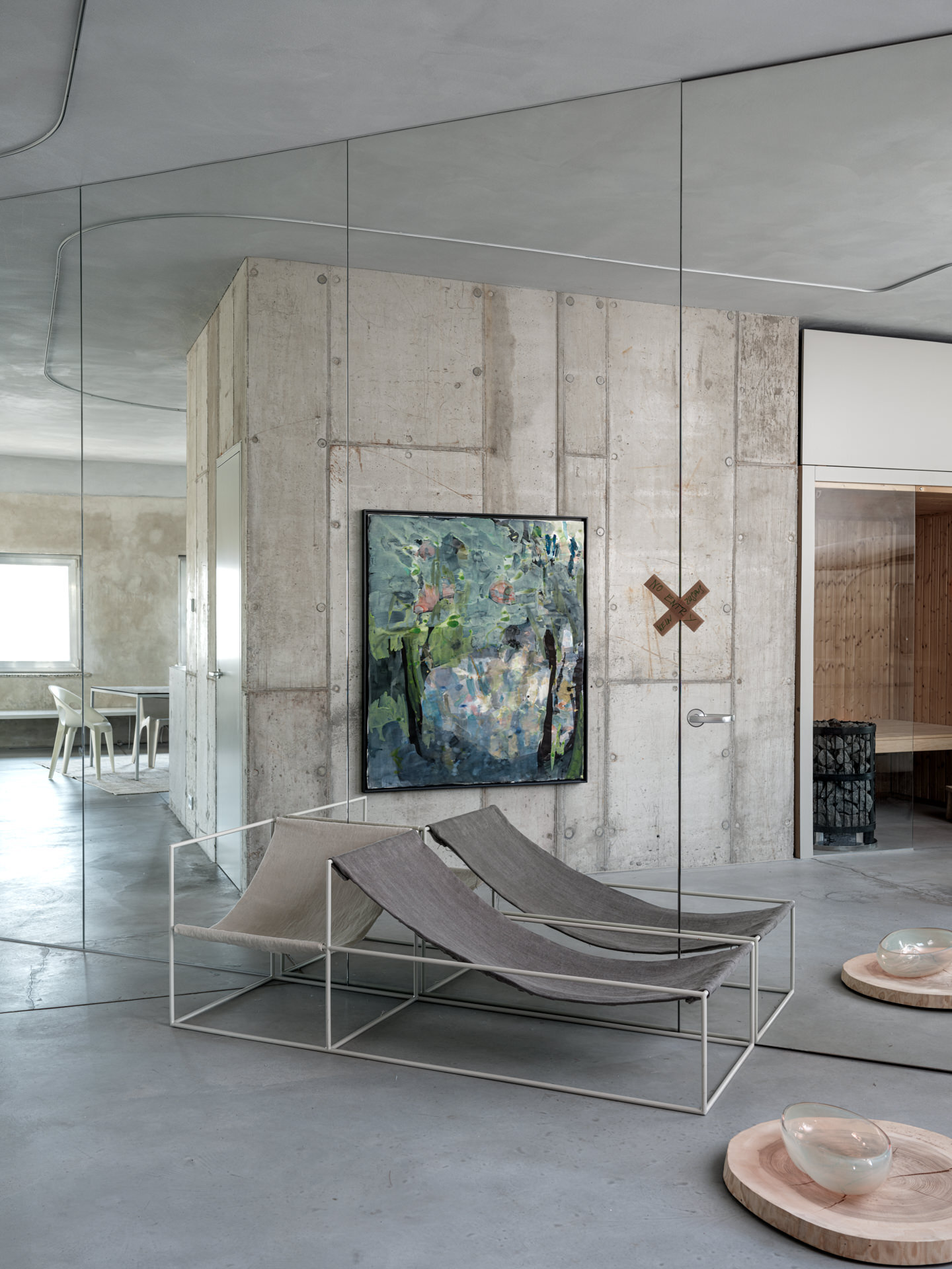 HODSOLL-McKenzie_2021-Utopia_by_Georg-Roske_18_LowRes.jpg