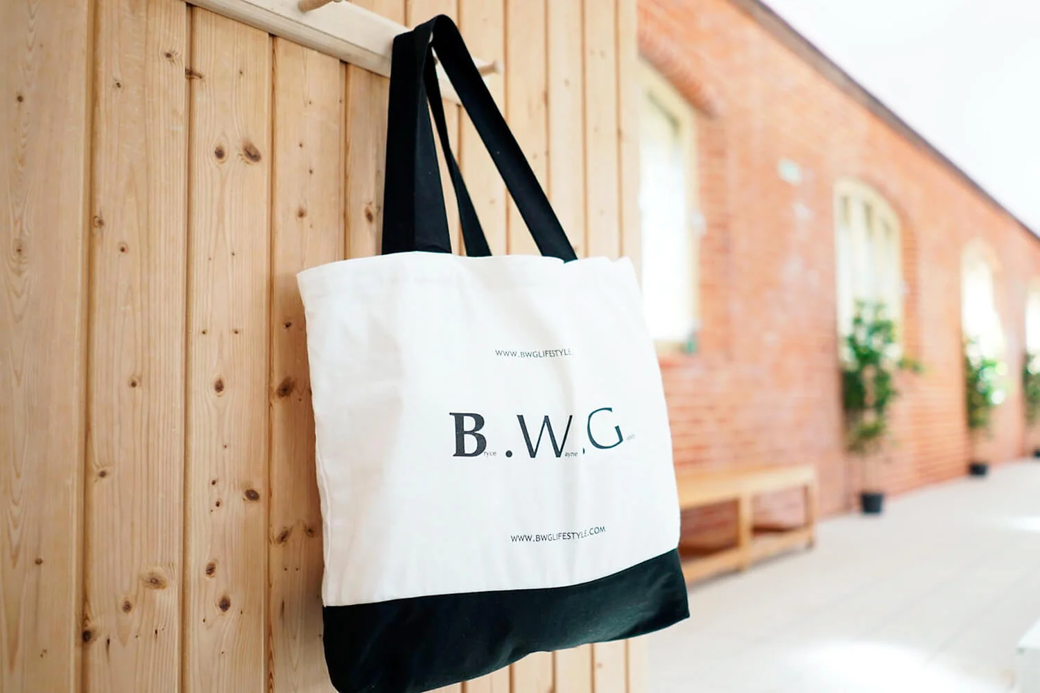 Classic-BWG-City-Tote---Lookbook.jpg