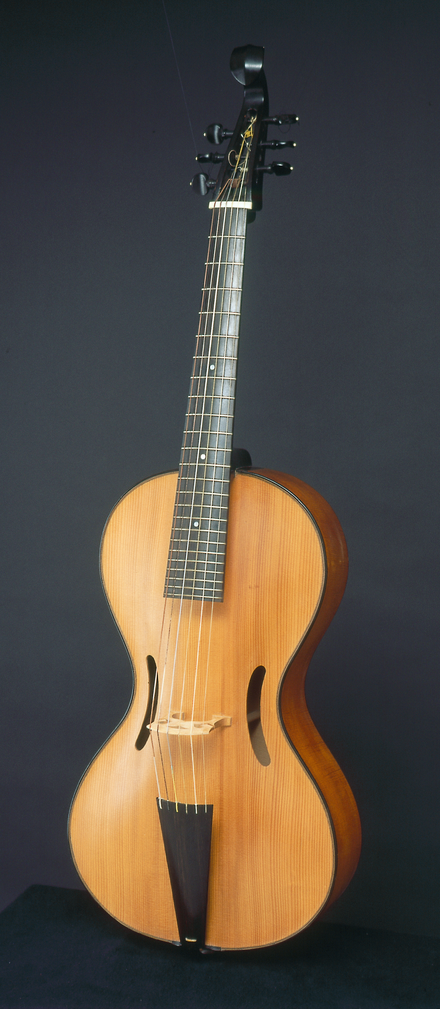 Arpeggione_Henning_Aschauer_1968.png